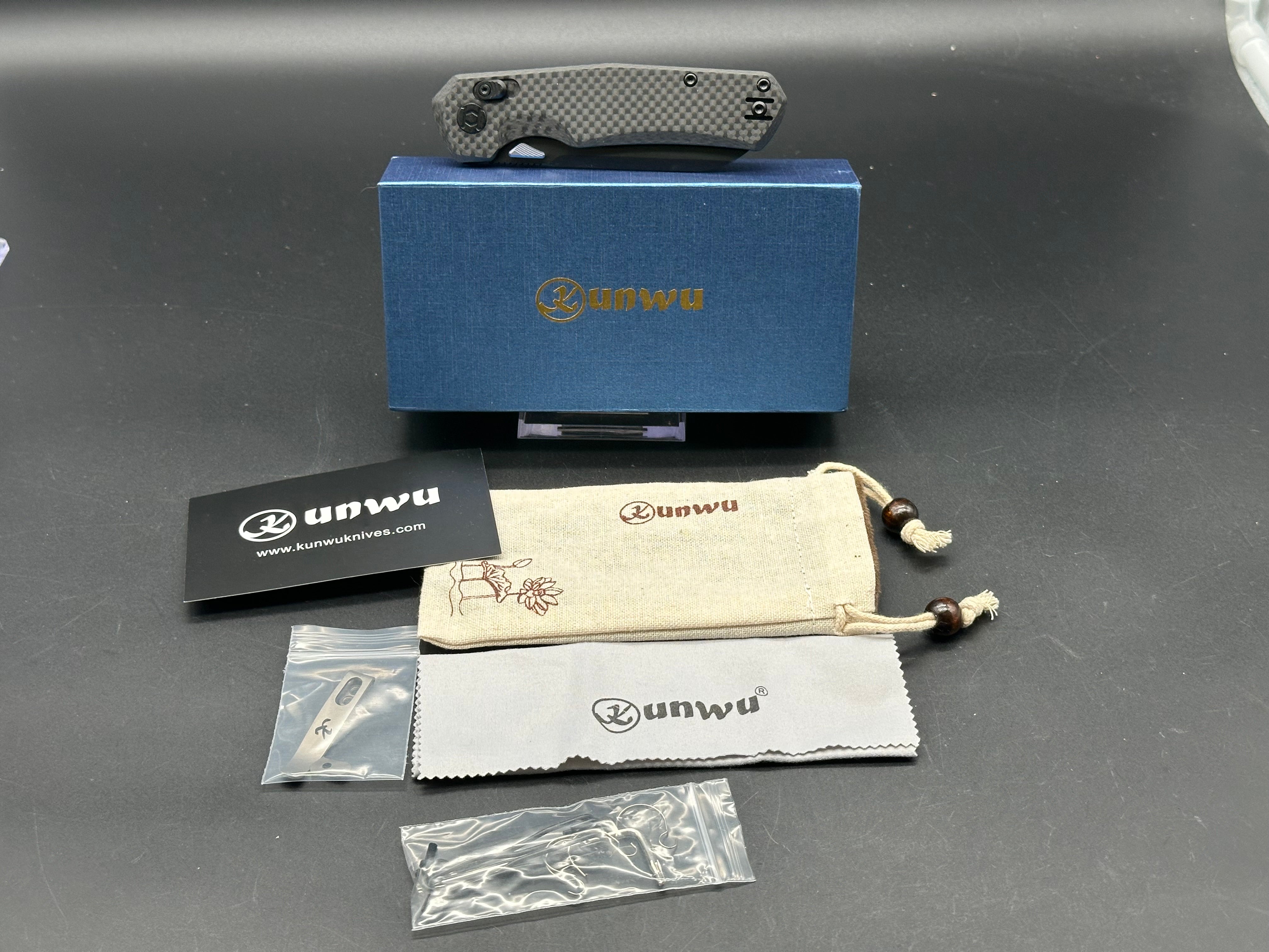 Kunwu Chad Carbon Fiber Satin DLC PM60 blade