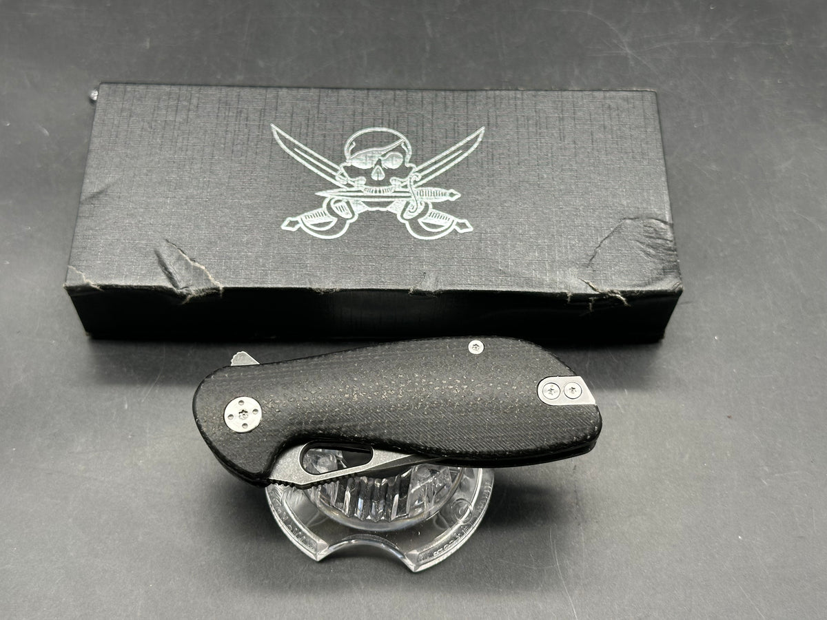 2 knife bundle Kizer Hidden Agenda 10V & Skallywag Mudskipper Black micarta