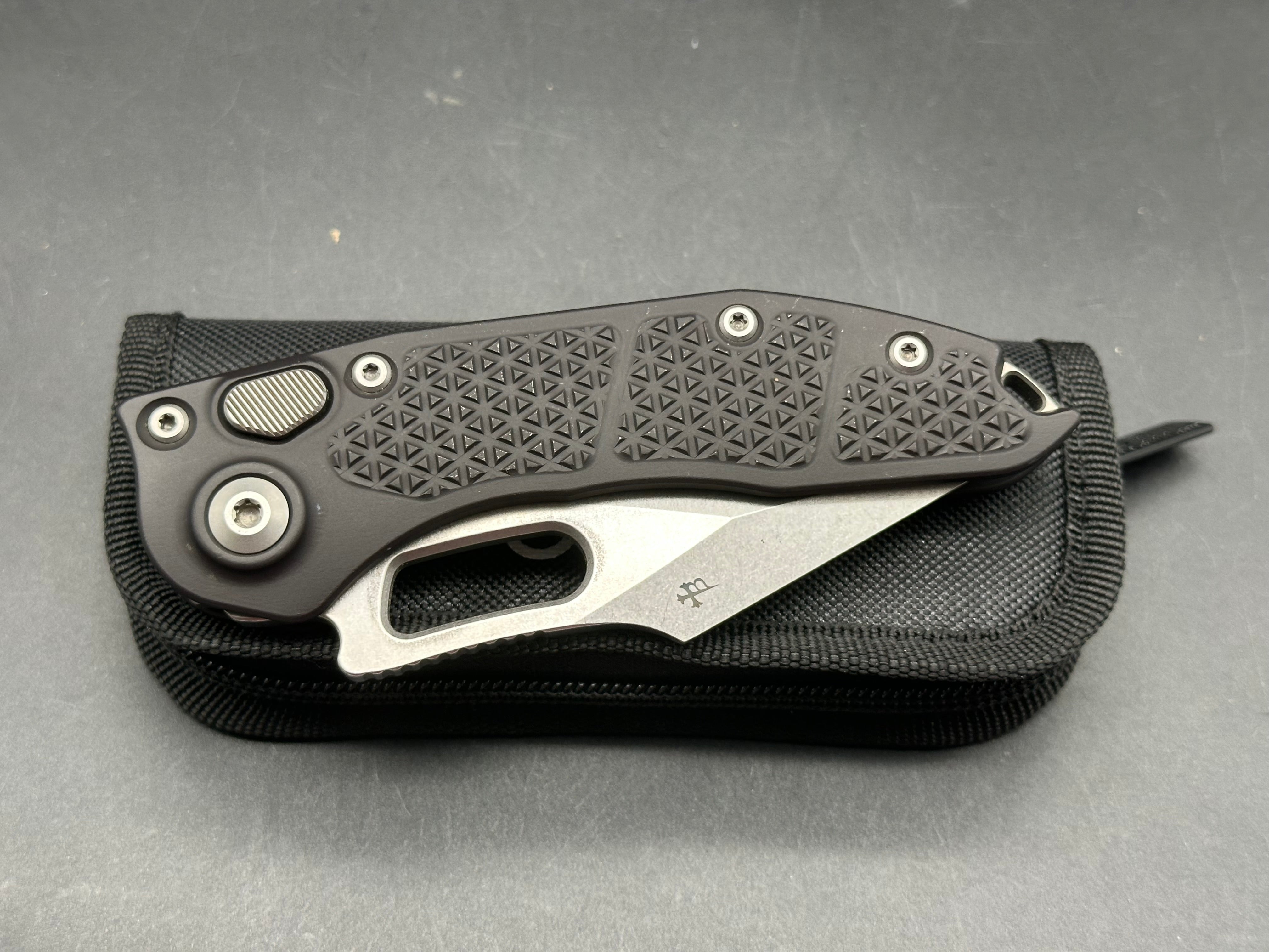 Microtech Stitch Automatic Knife Black (3.75" Stonewash)