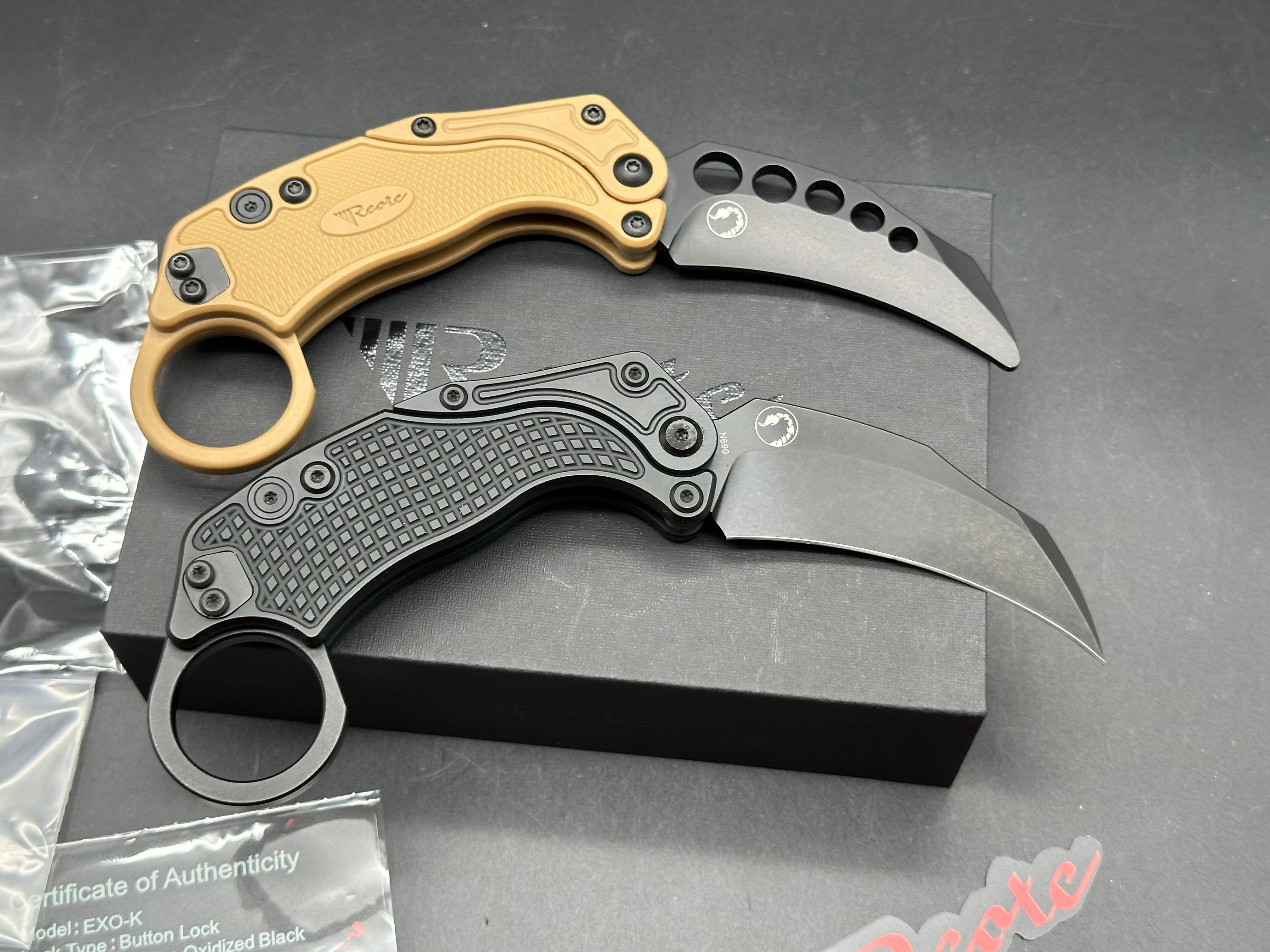 Reate EXO-K Gravity Karambit Button Lock Knife Black Aluminum (3.1" Black)