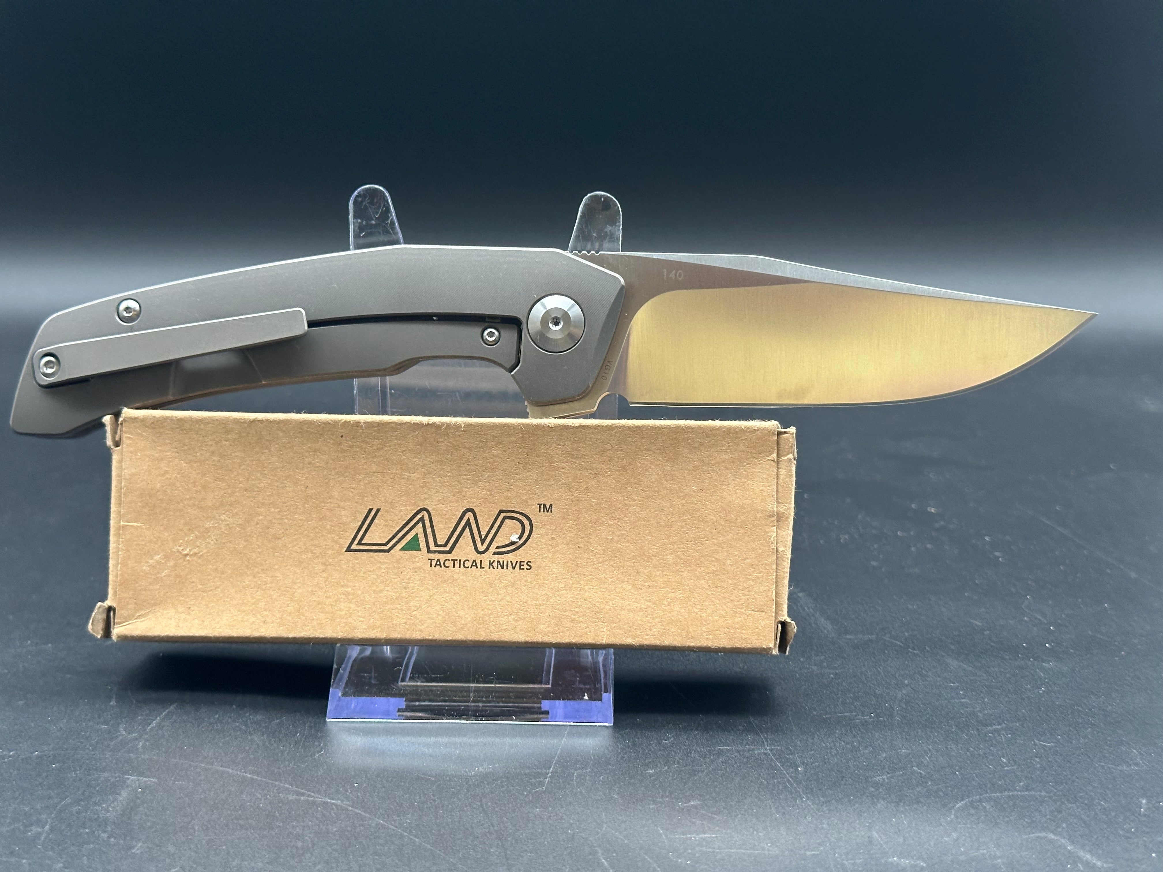 LAND 140 titanium handle w/VG10 blade