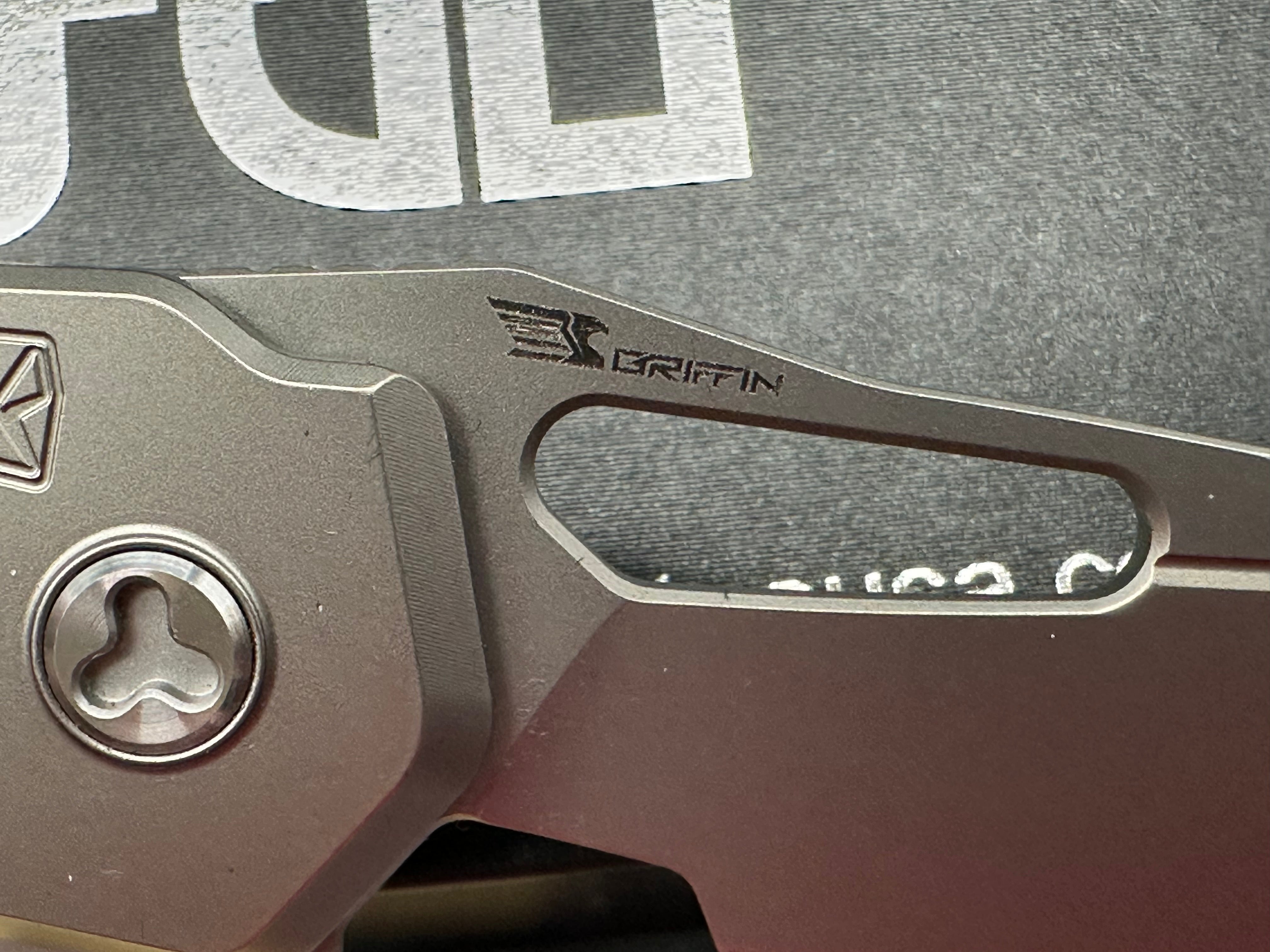 Ketuo Mini Griffin (NEW), 2.91" M390 Bead Blasted Drop Point Blade with Bead Blasted Titanium and Carbon Fiber Scales