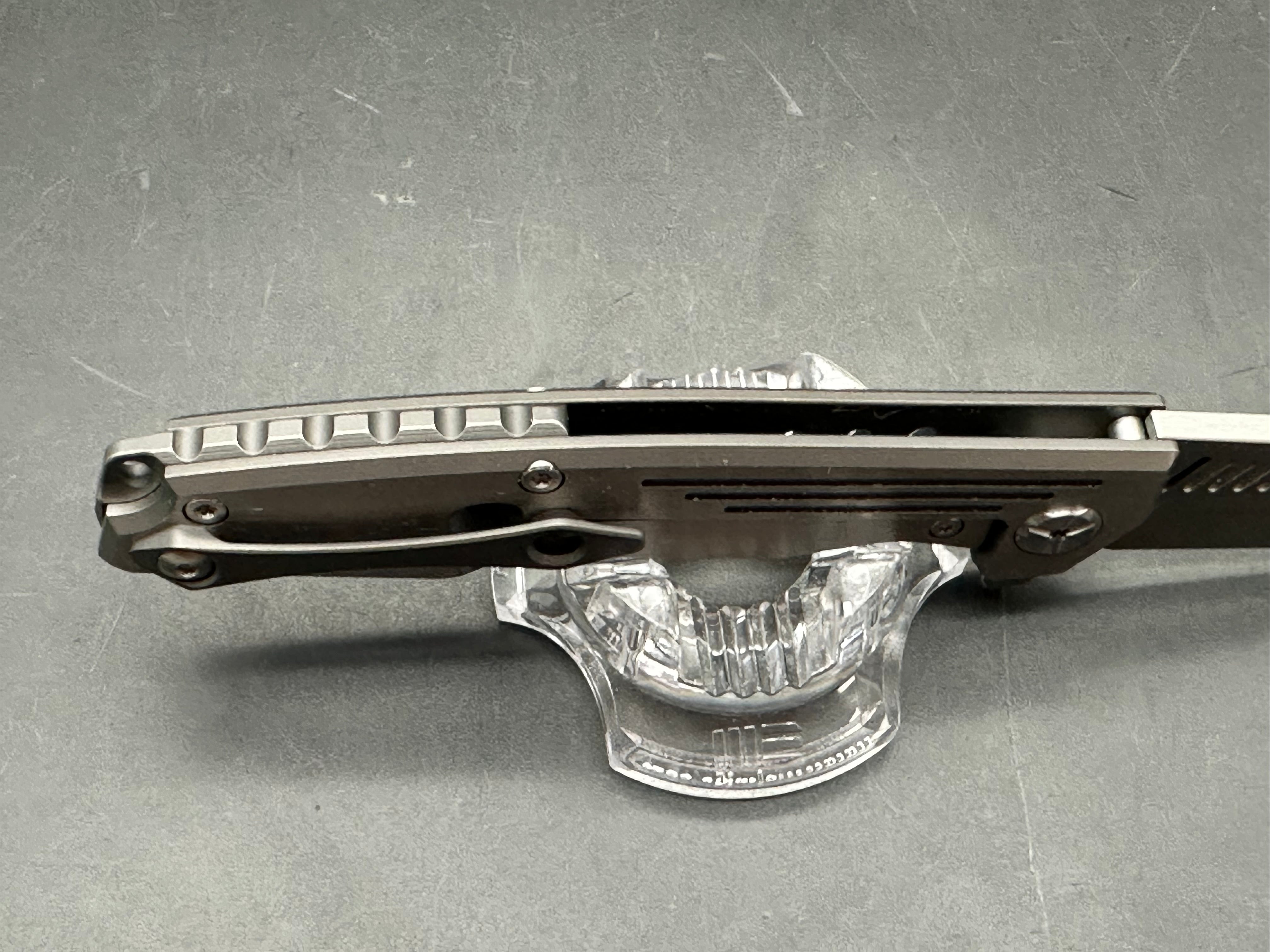 TwoSun TS16 Night morning design. 3.8 inch Bohler M390 blade. Titanium handle