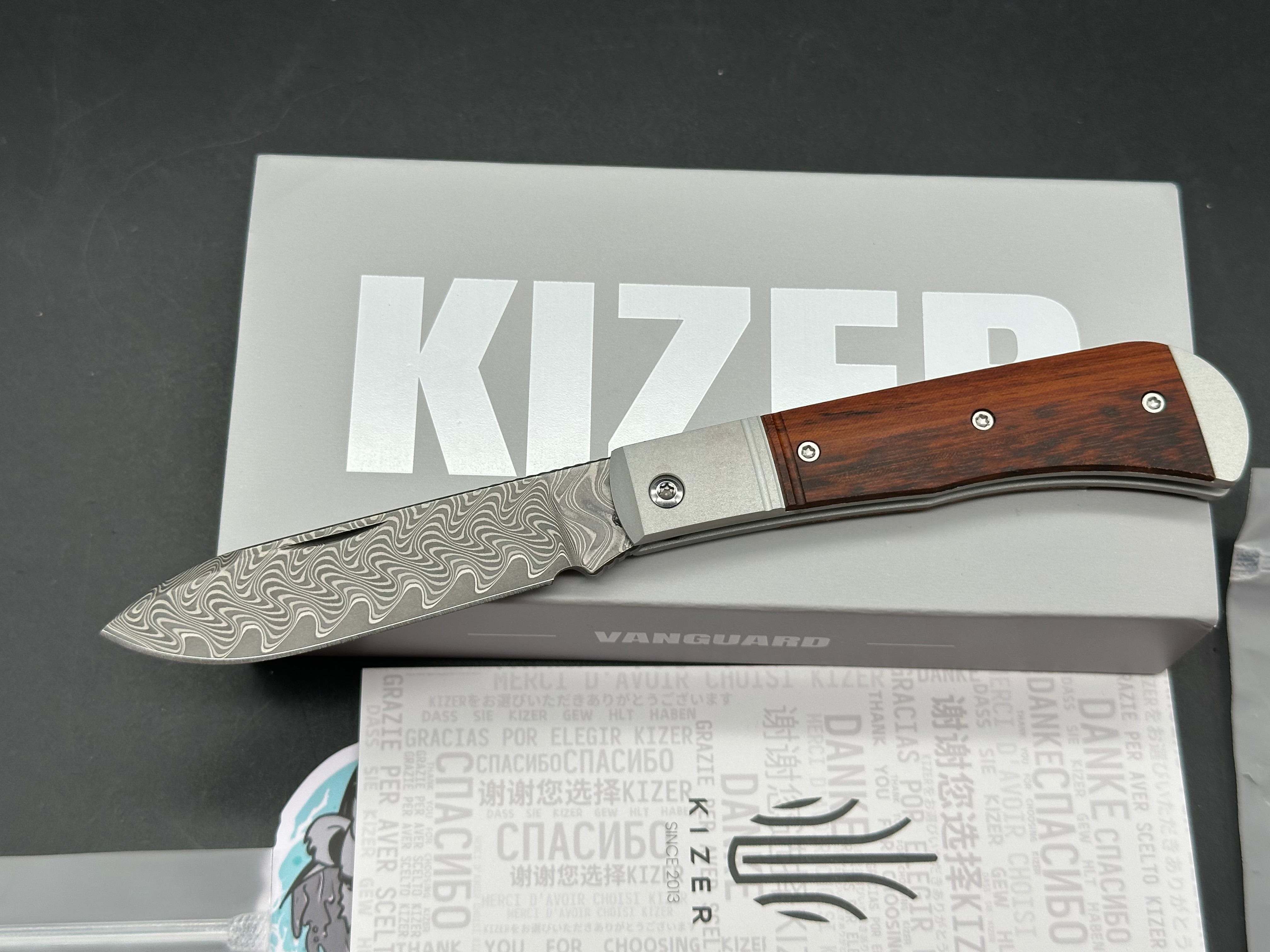 Kizer Trestle | Damascus | Aluminum & Leopard Wood