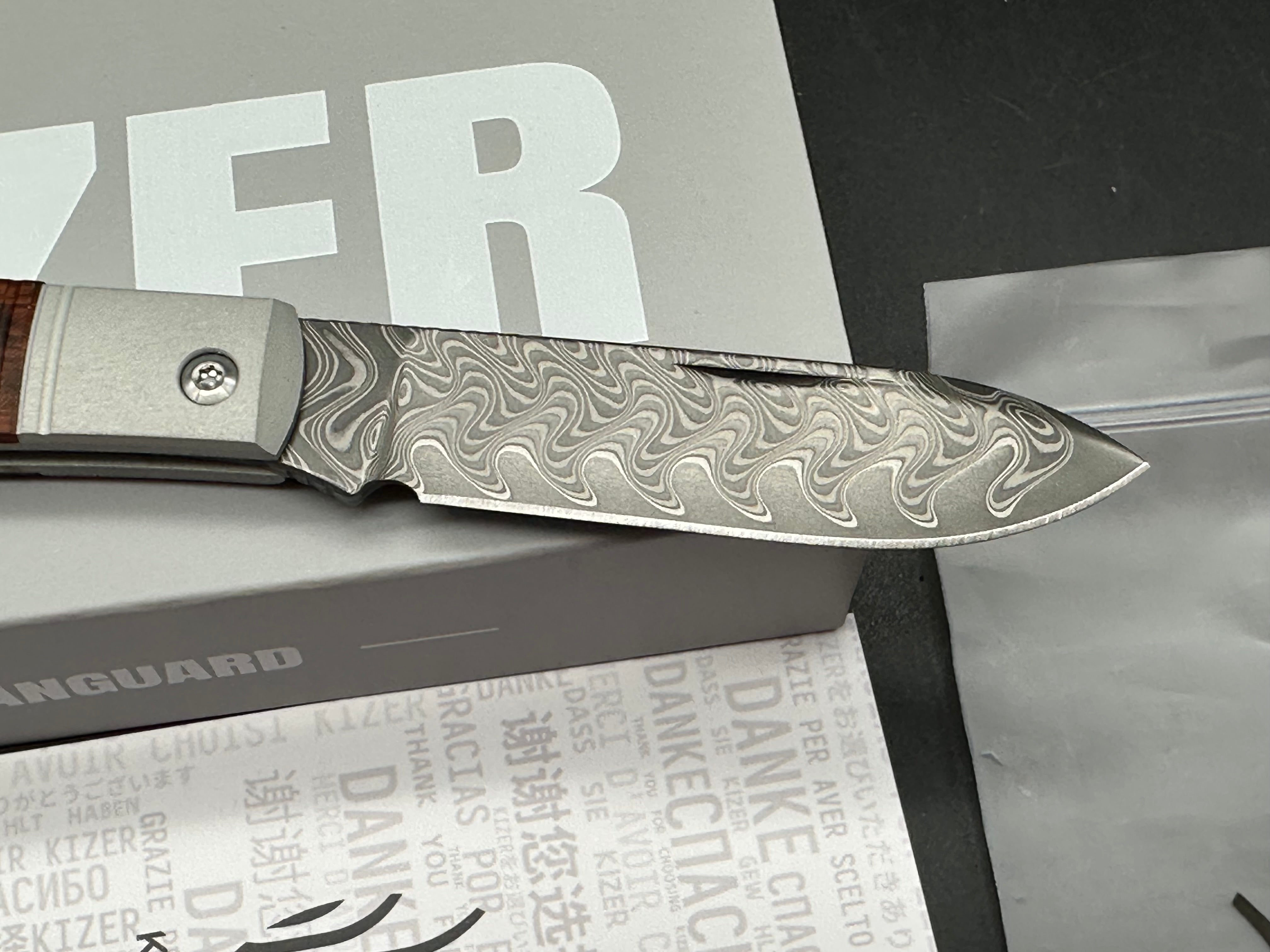 Kizer Trestle | Damascus | Aluminum & Leopard Wood