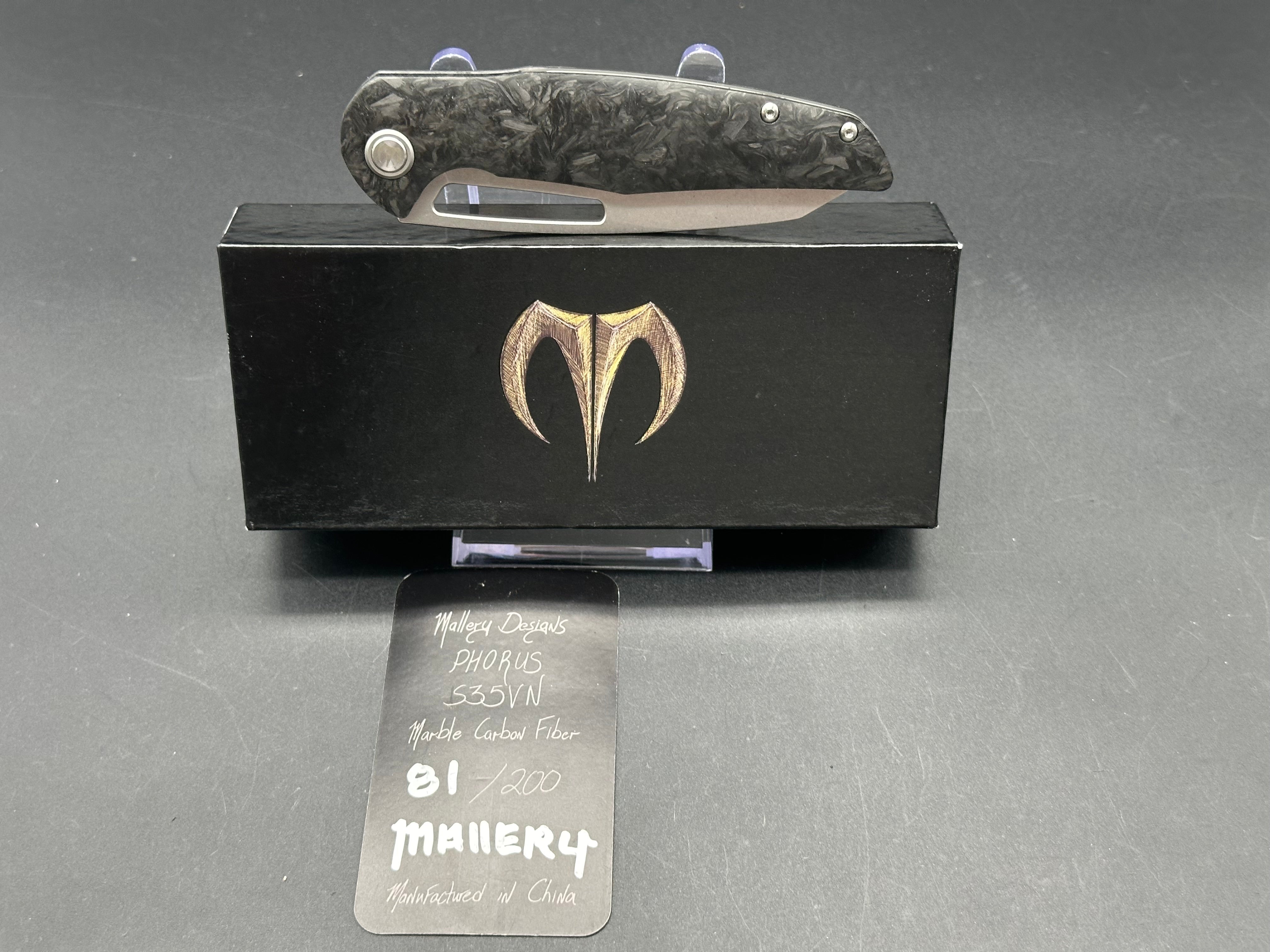 Mallery Phorus, 3.5" S35VN Stonewash Blade with Carbon Fiber Handle.