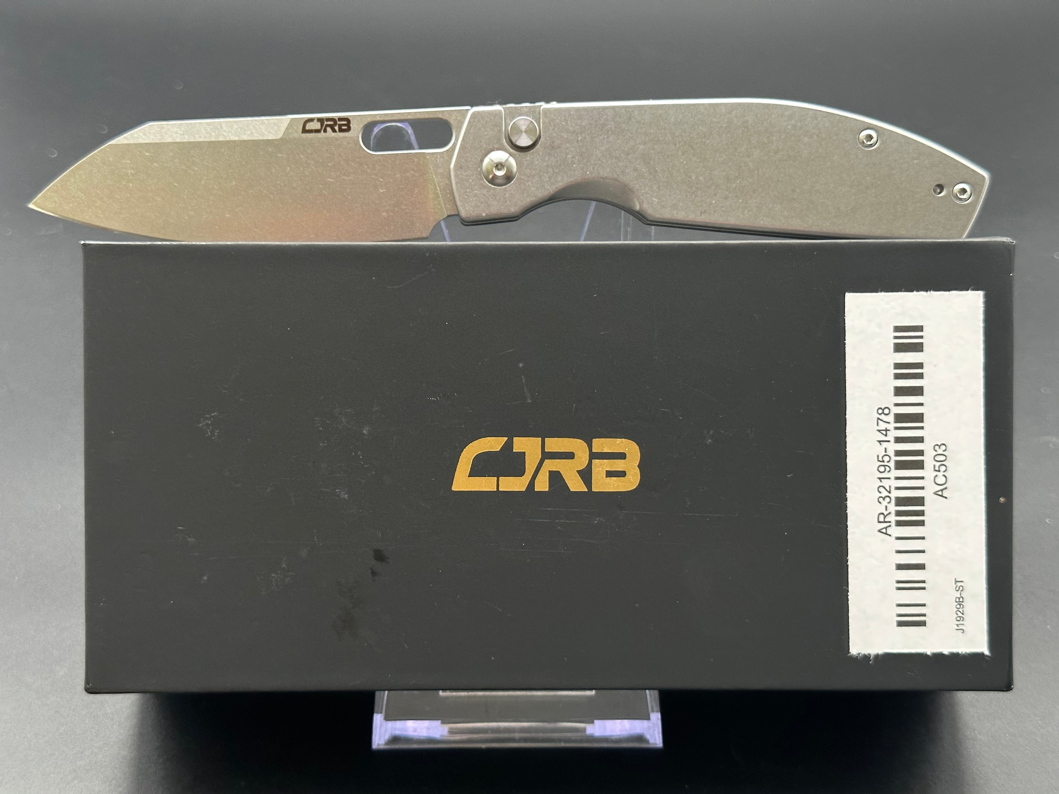 CJRB EKKO BUTTON LOCK J1929B-ST – LuvThemKnives