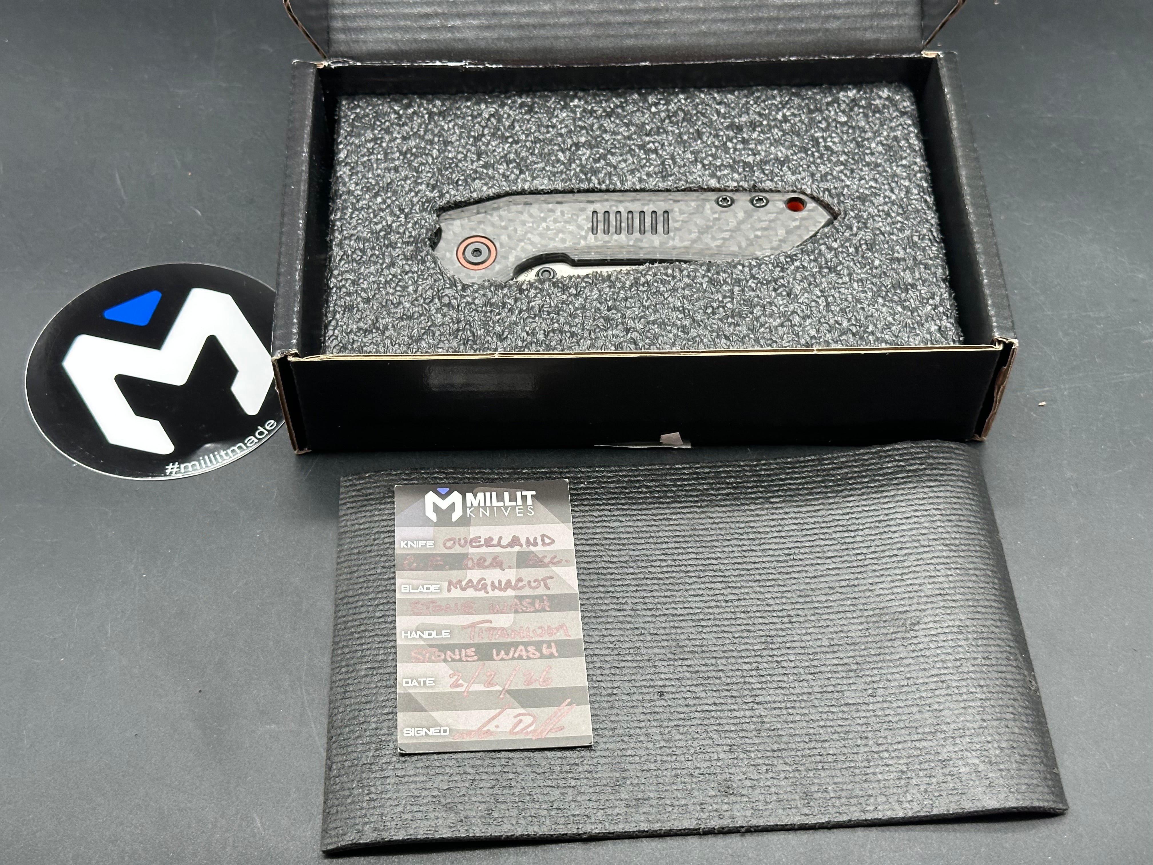 Millit Overland, 3.17" CPM MagnaCut Stonewash Blade with Carbon Fiber and Dark Stonewash Frame Lock Scales