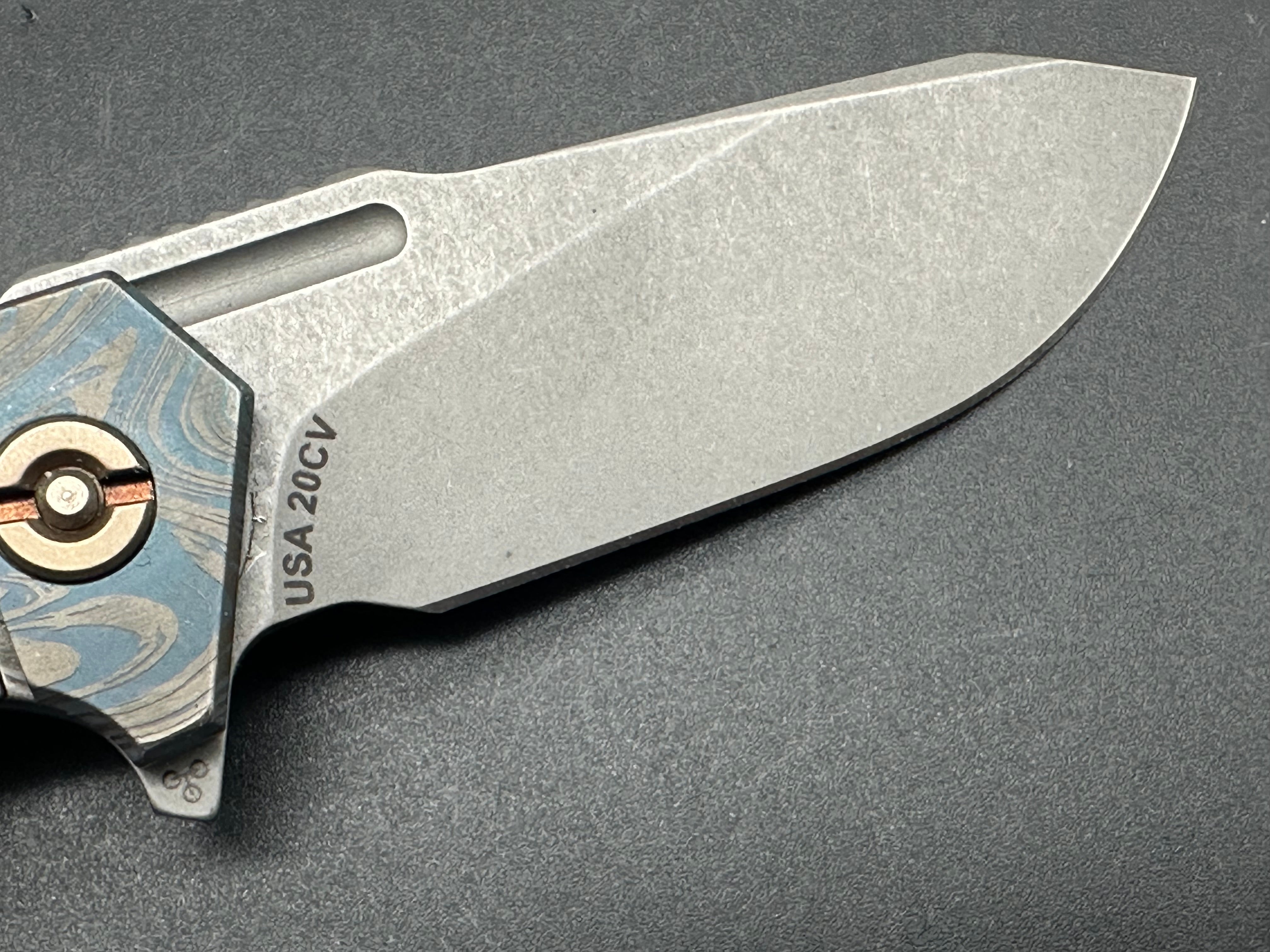 Hinderer Half Track Tri-Way pivot Titanium frame/Orange/black G10 scale