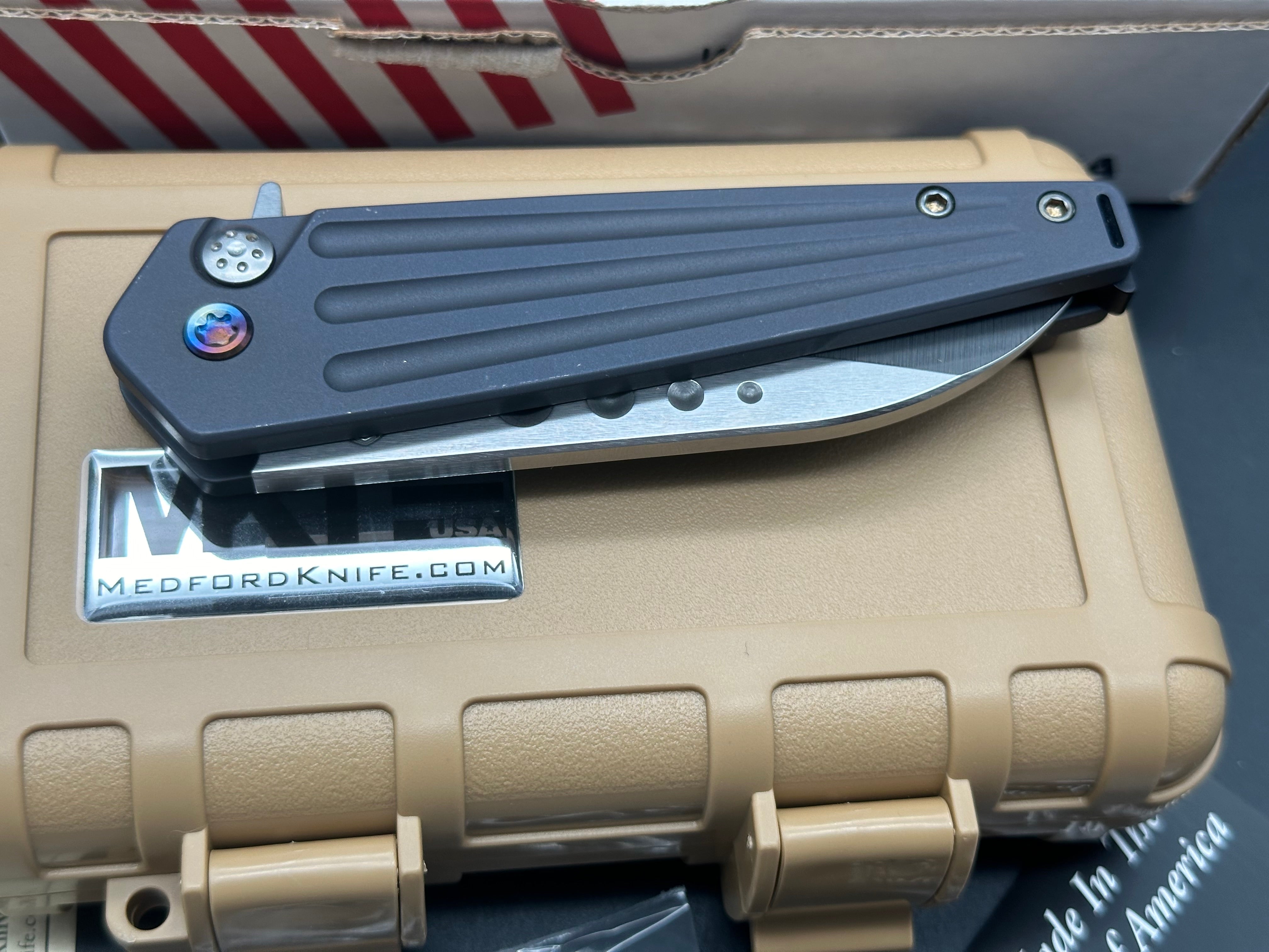 Medford Nosferatu Sheepsfoot Flipper Knife Titanium (3.5" Satin)