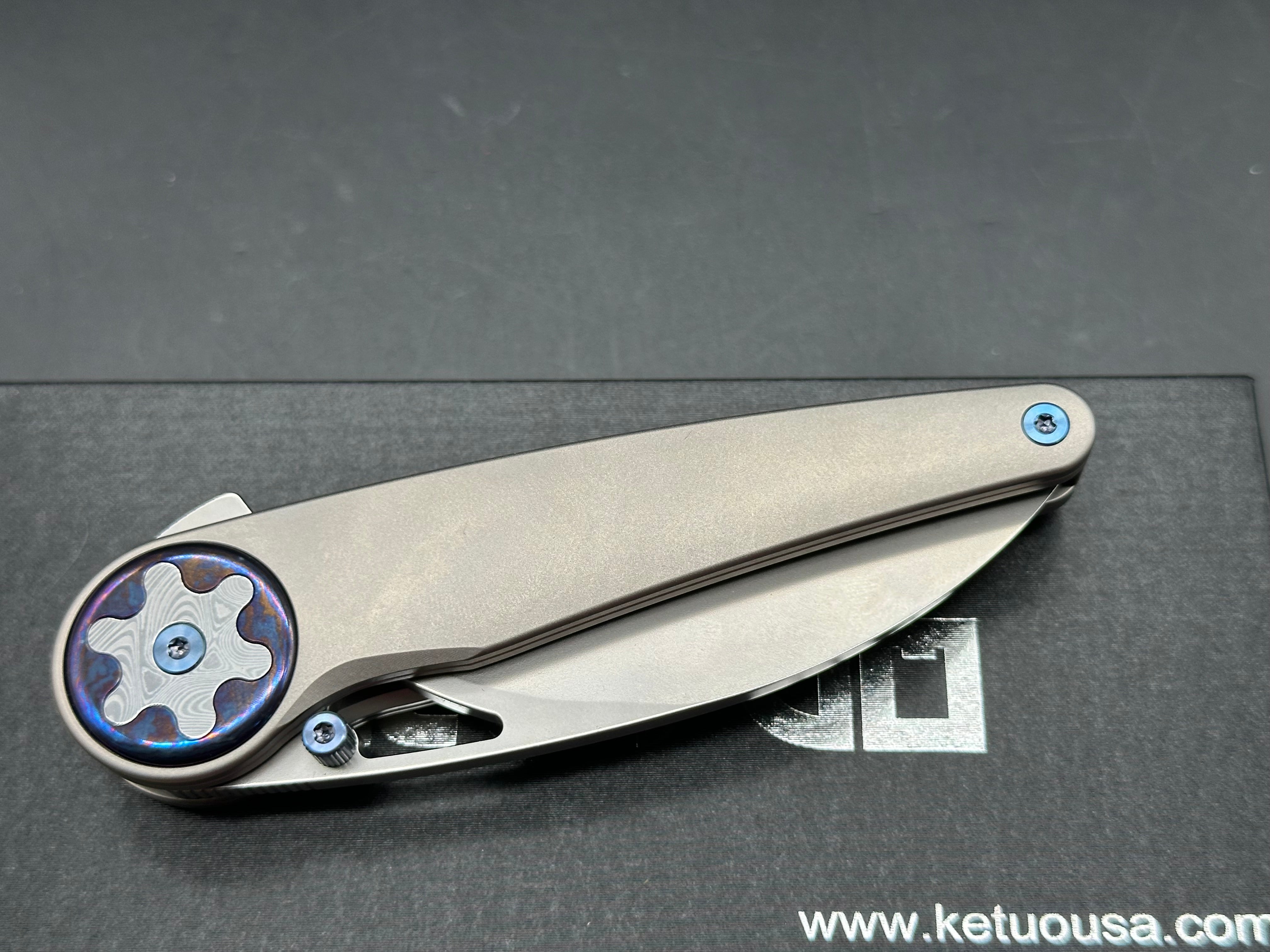KETUO HAPPY HOUR TITANIUM/TIMASCUS/DAMASTEEL HANDLE M390 PLAIN EDGE