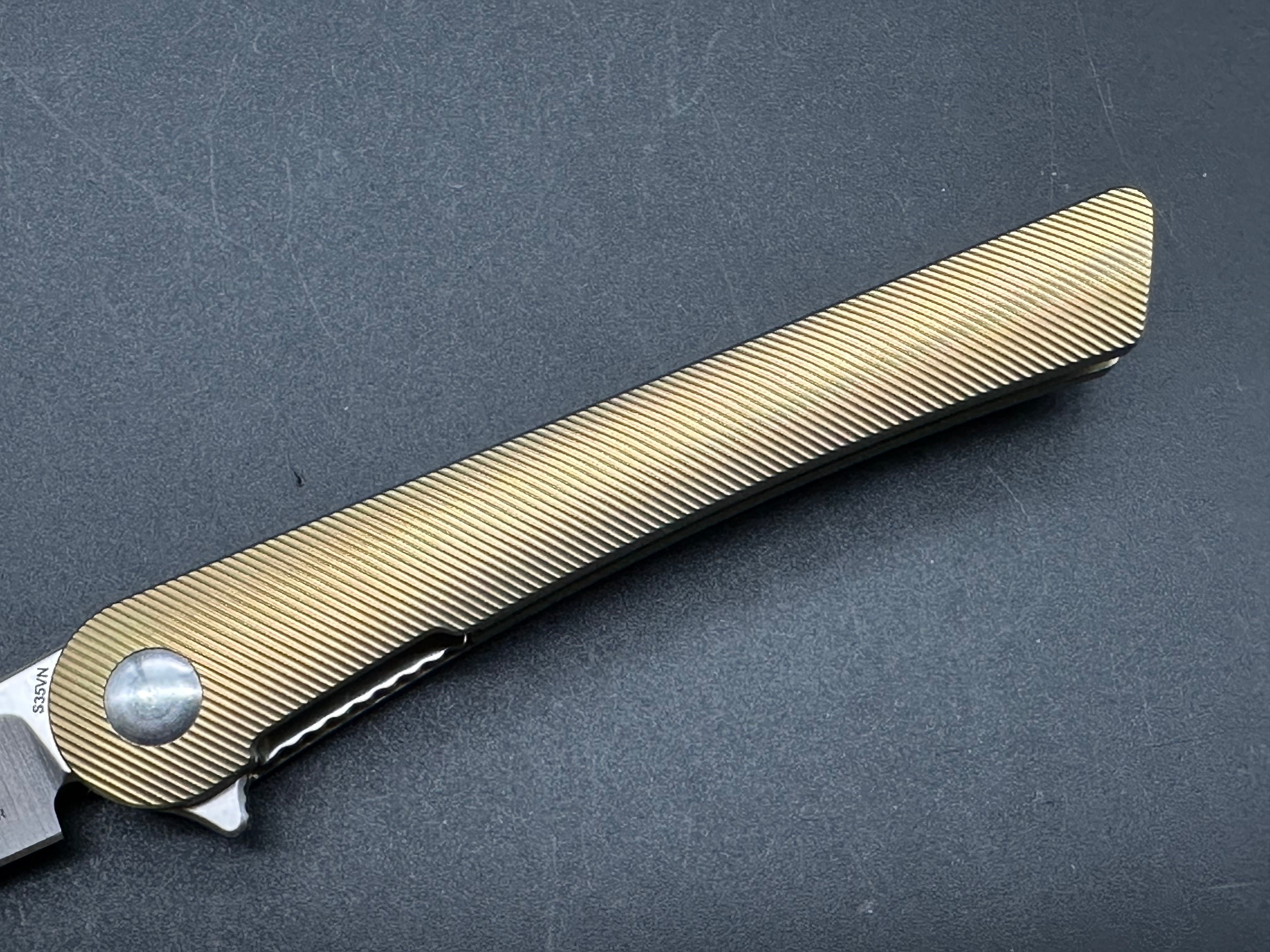 KIZER MERCURY POCKET KNIFE S35VN BLADE GOLD TITANIUM HANDLE KI3645A1