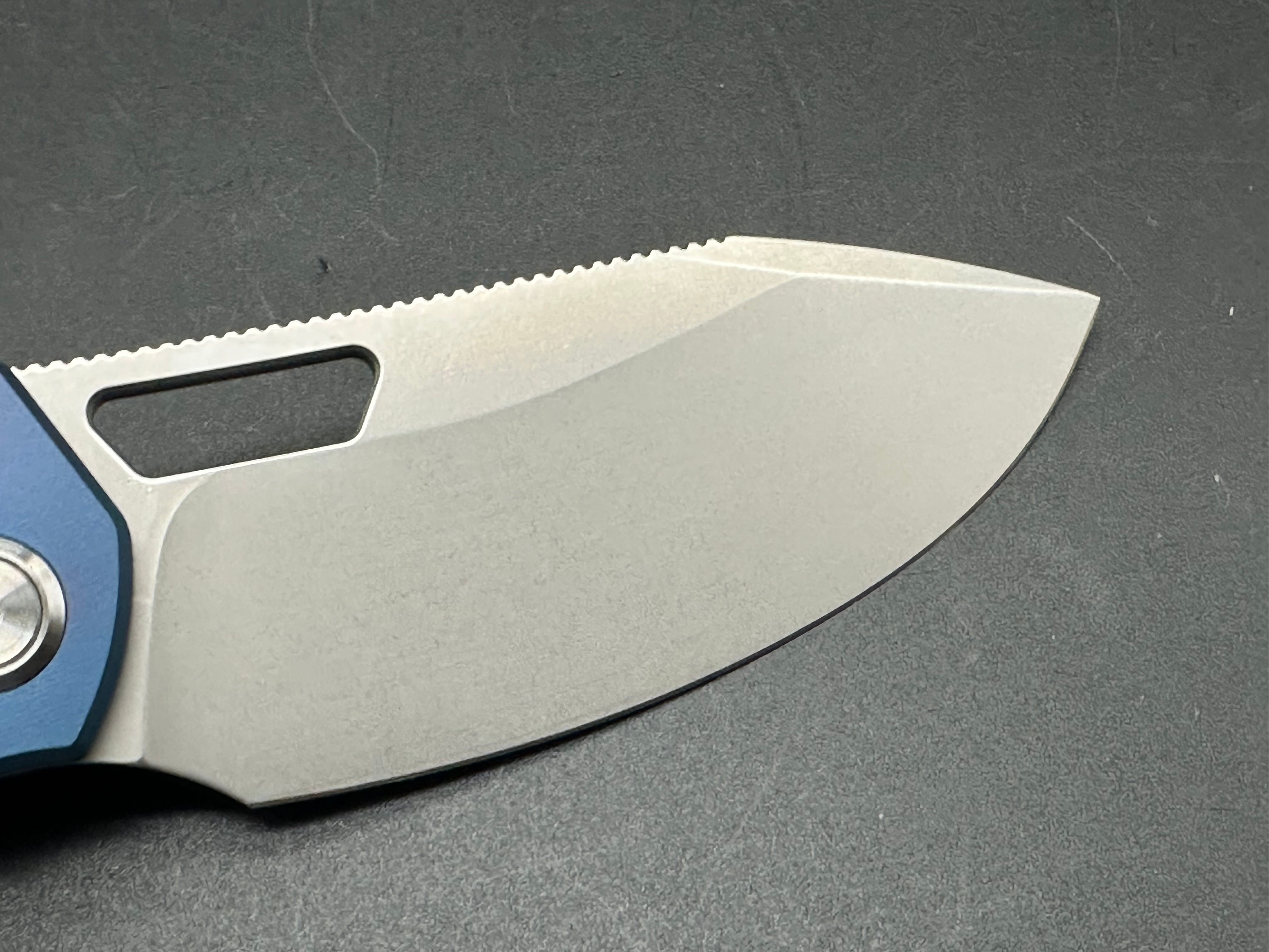 DIVO KNIVES GROWLER V2 POCKET KNIFE BLUE ALUMINUM HANDLE SANDWASHED 154CM PLAIN EDGE
