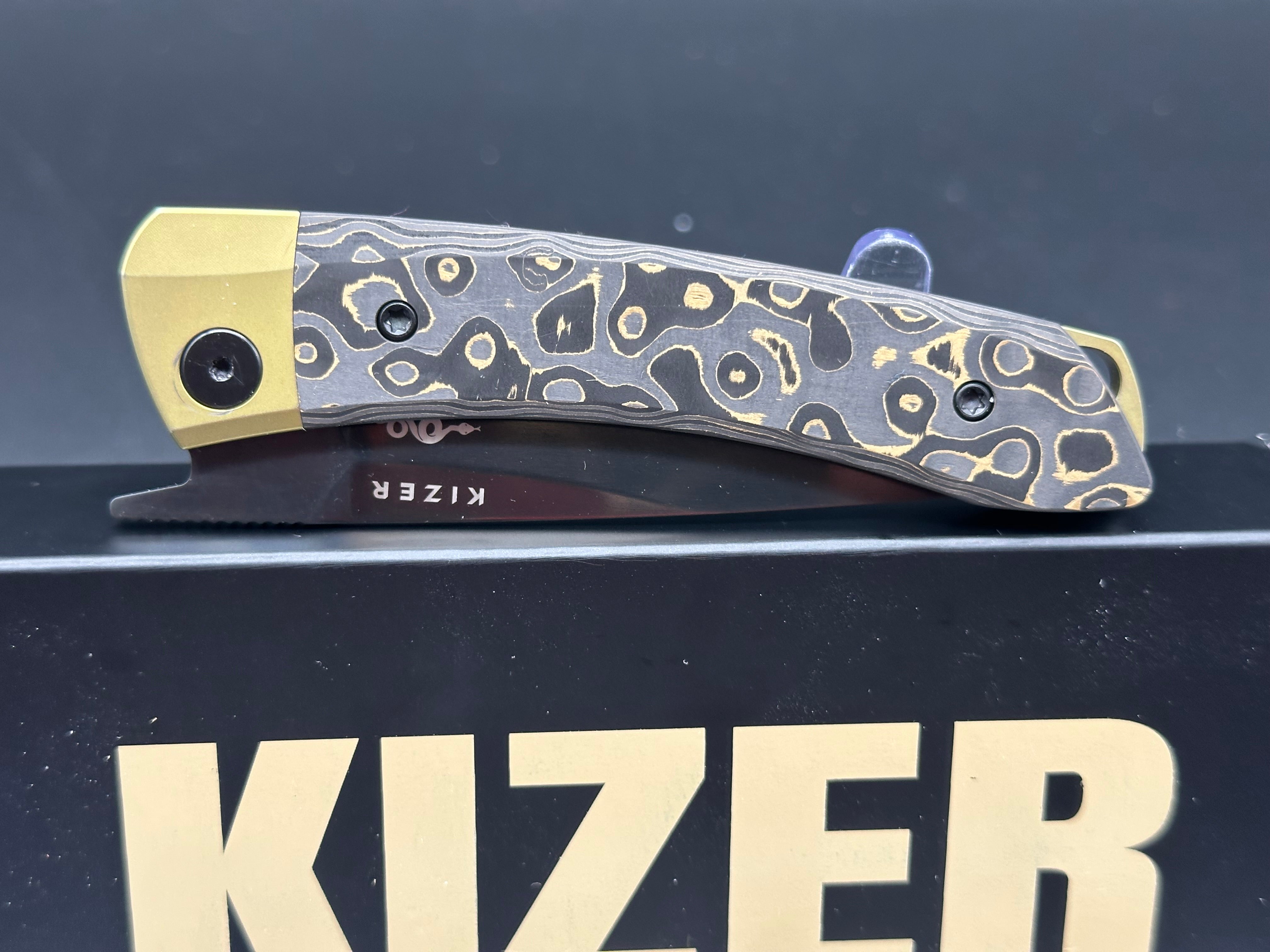 Kizer MINI MOMO | S90V | TITANIUM+FAT CARBON CAMO GOLD