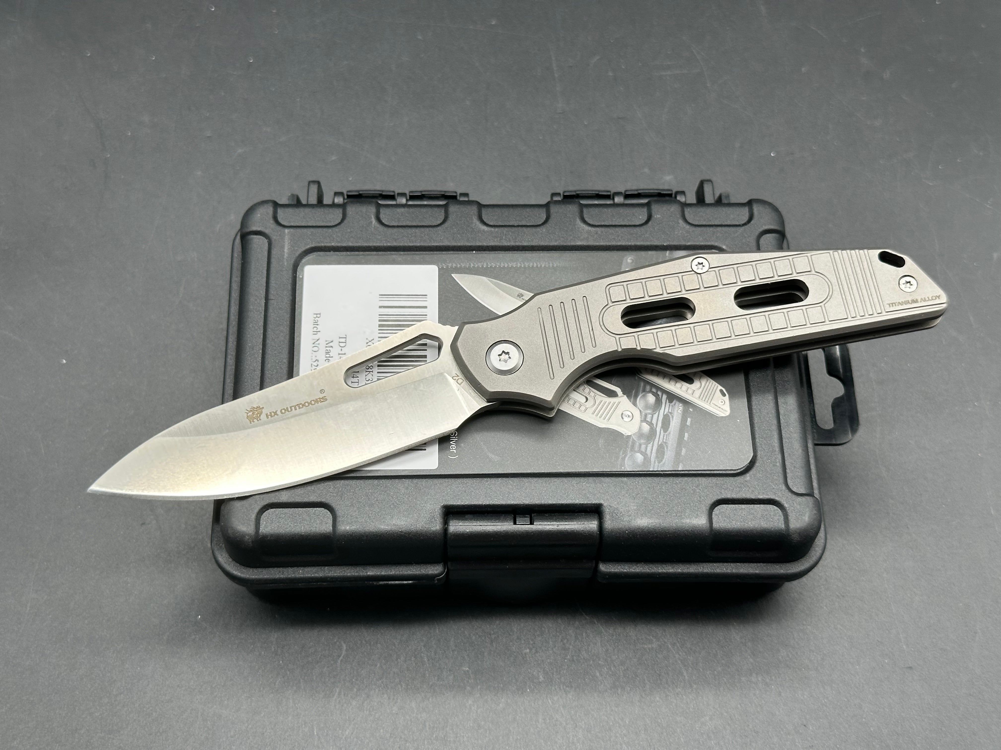 HX Outdoors TD14 T slip joint titanium handle w/D2 blade