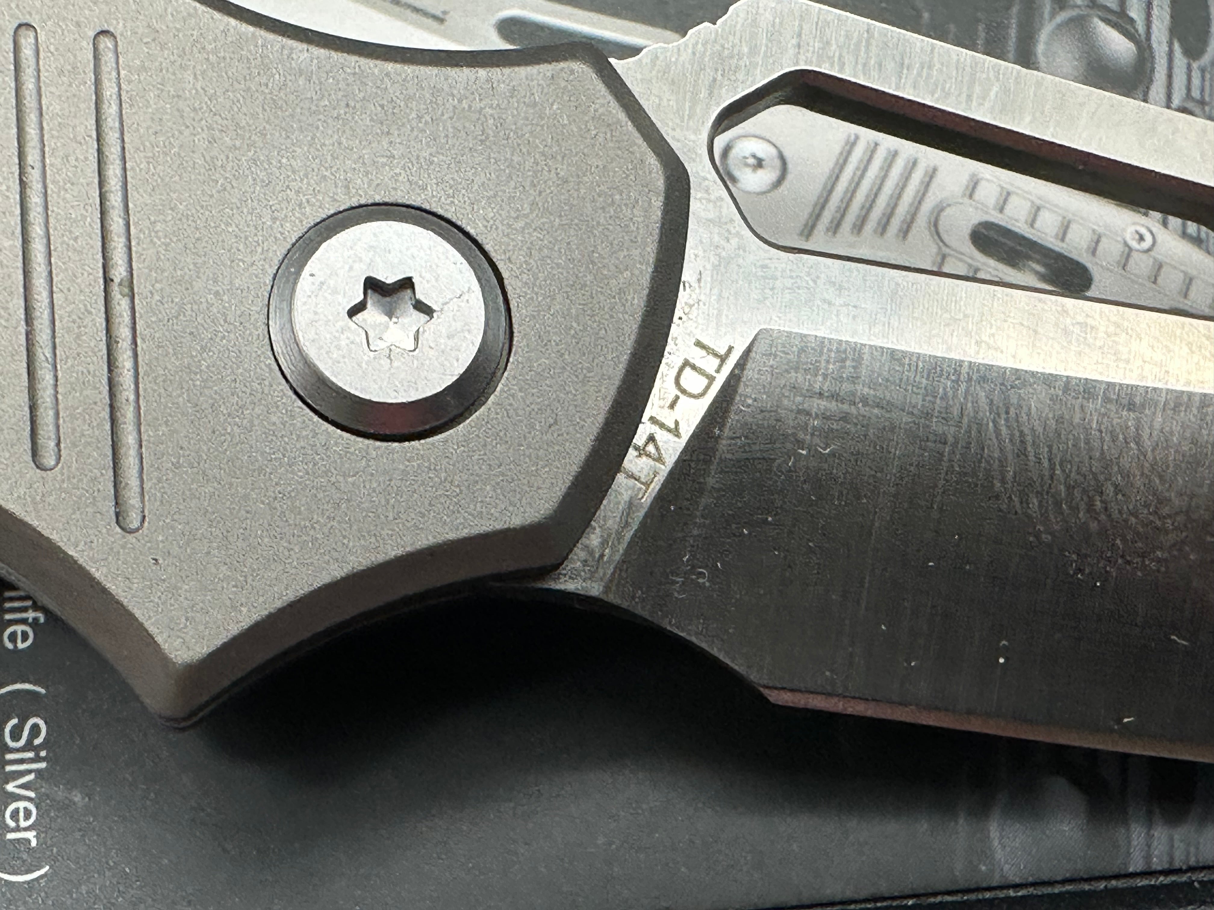 HX Outdoors TD14 T slip joint titanium handle w/D2 blade