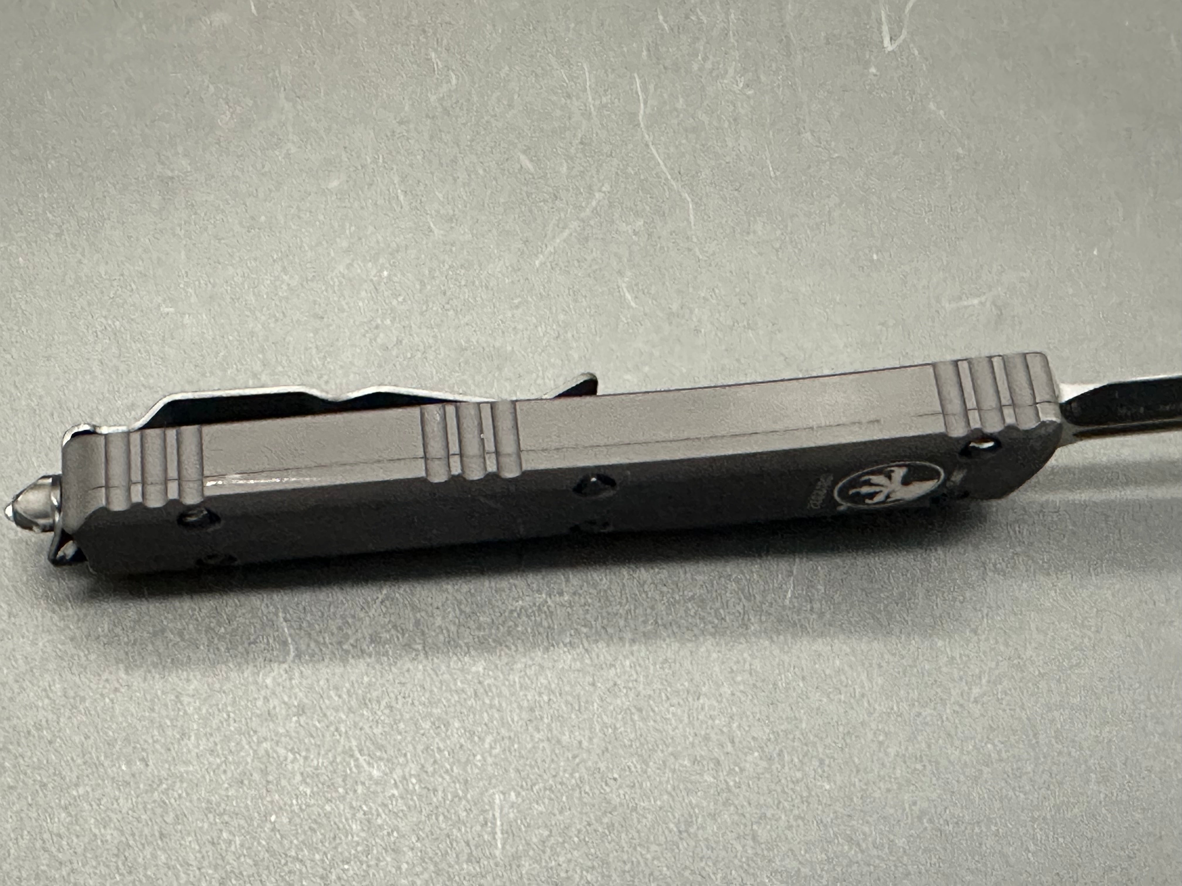 Microtech Ultratech black tanto