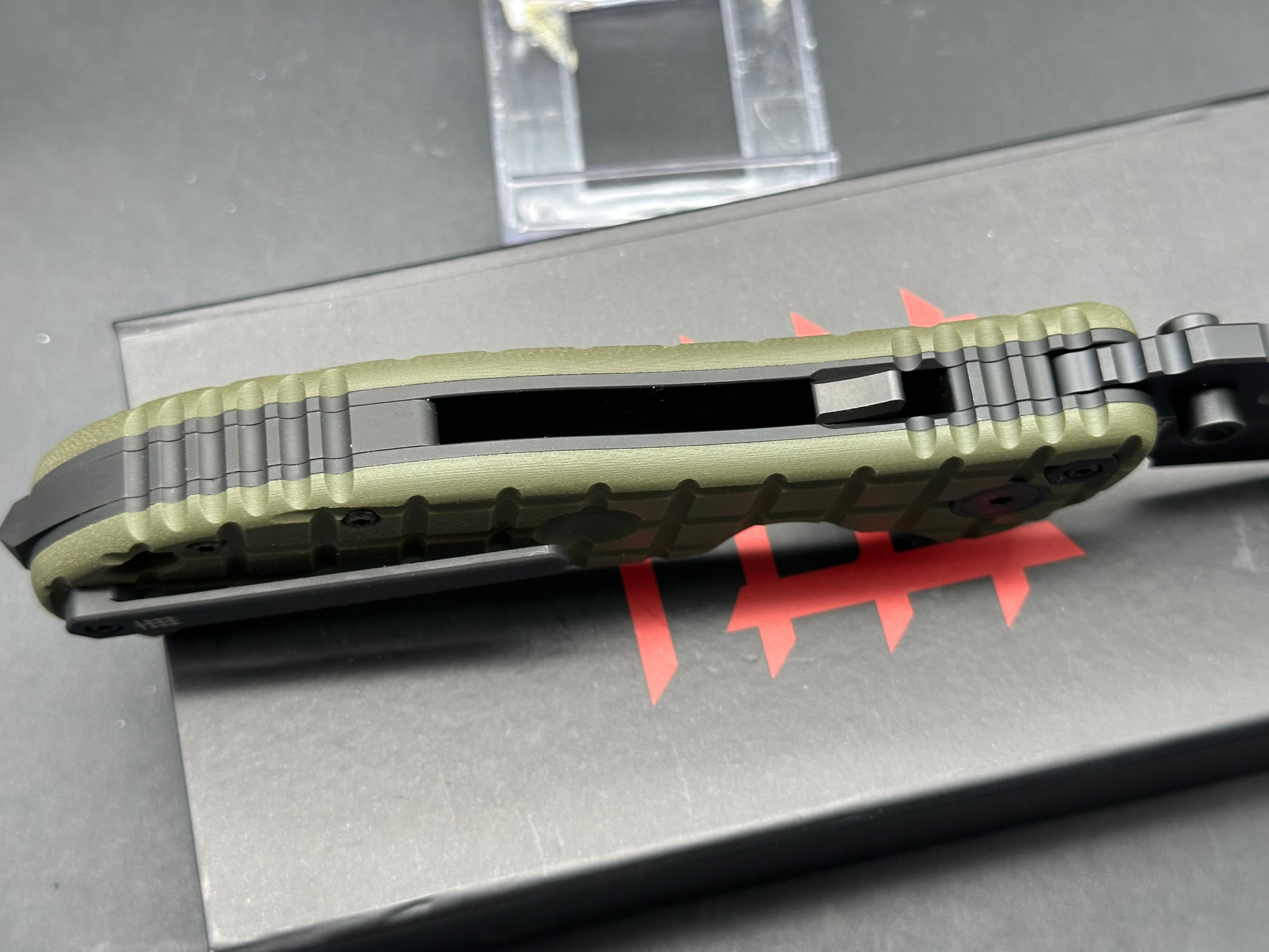 Halfbreed blades LBF-01 Large Bush Folder Gen-2 green G10 scales w/CPM 3V blade