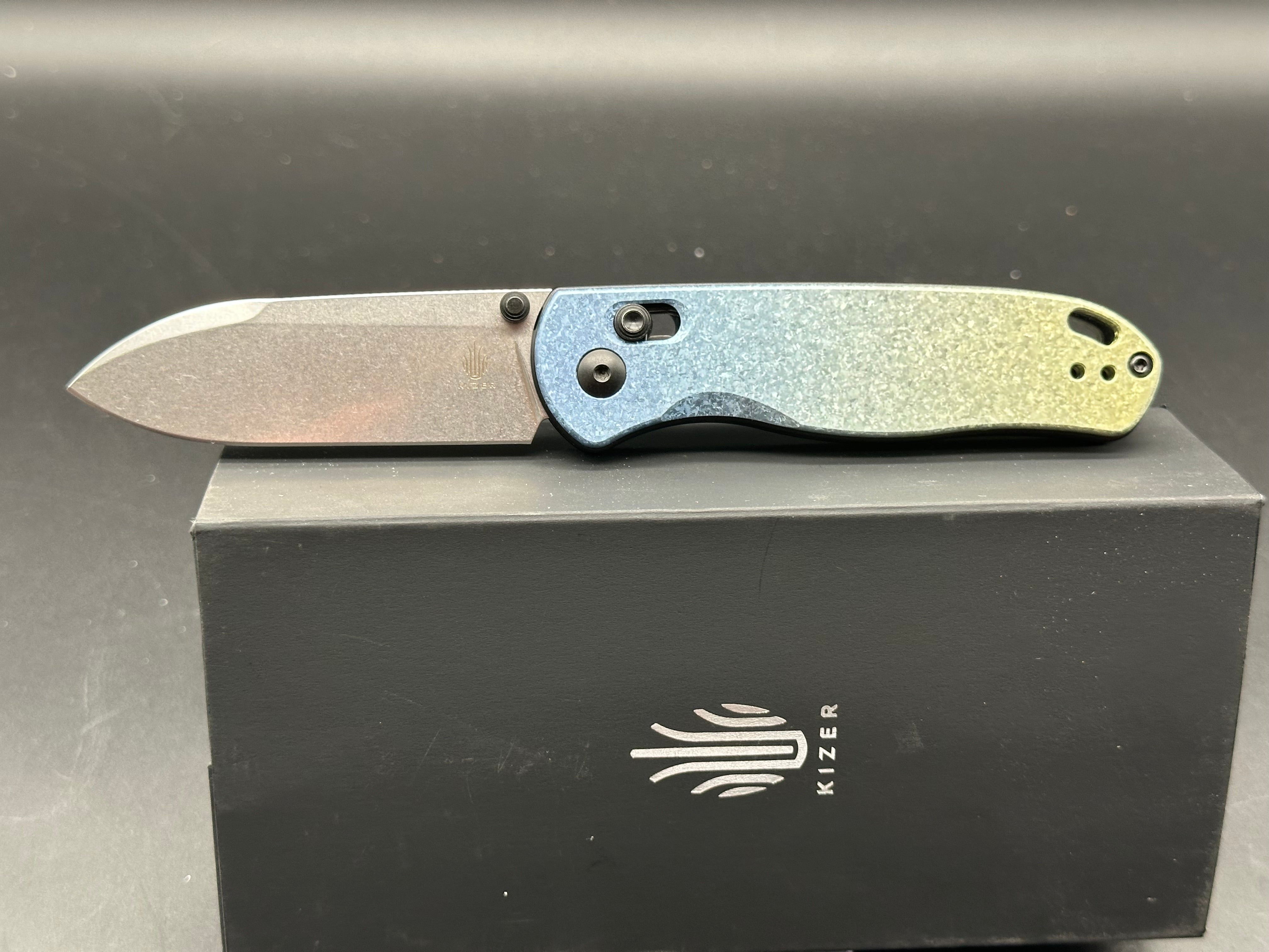 Kizer Azo Drop Bear Clutch Lock Knife Titanium (3" Stonewash)