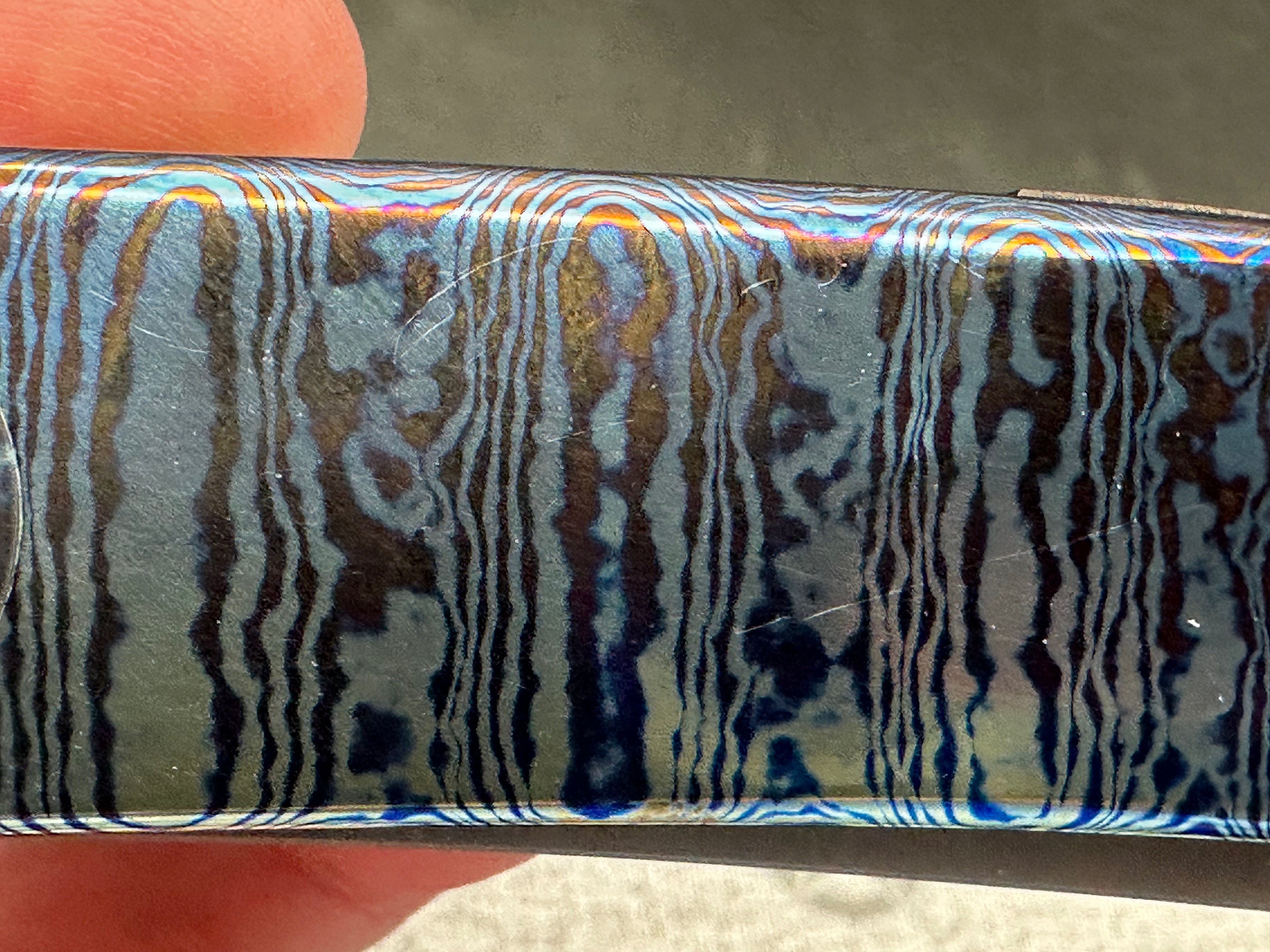 Pieter Annandale Custom Folder Designed and forged by esteemed South African knifemaker Pieter Annandale