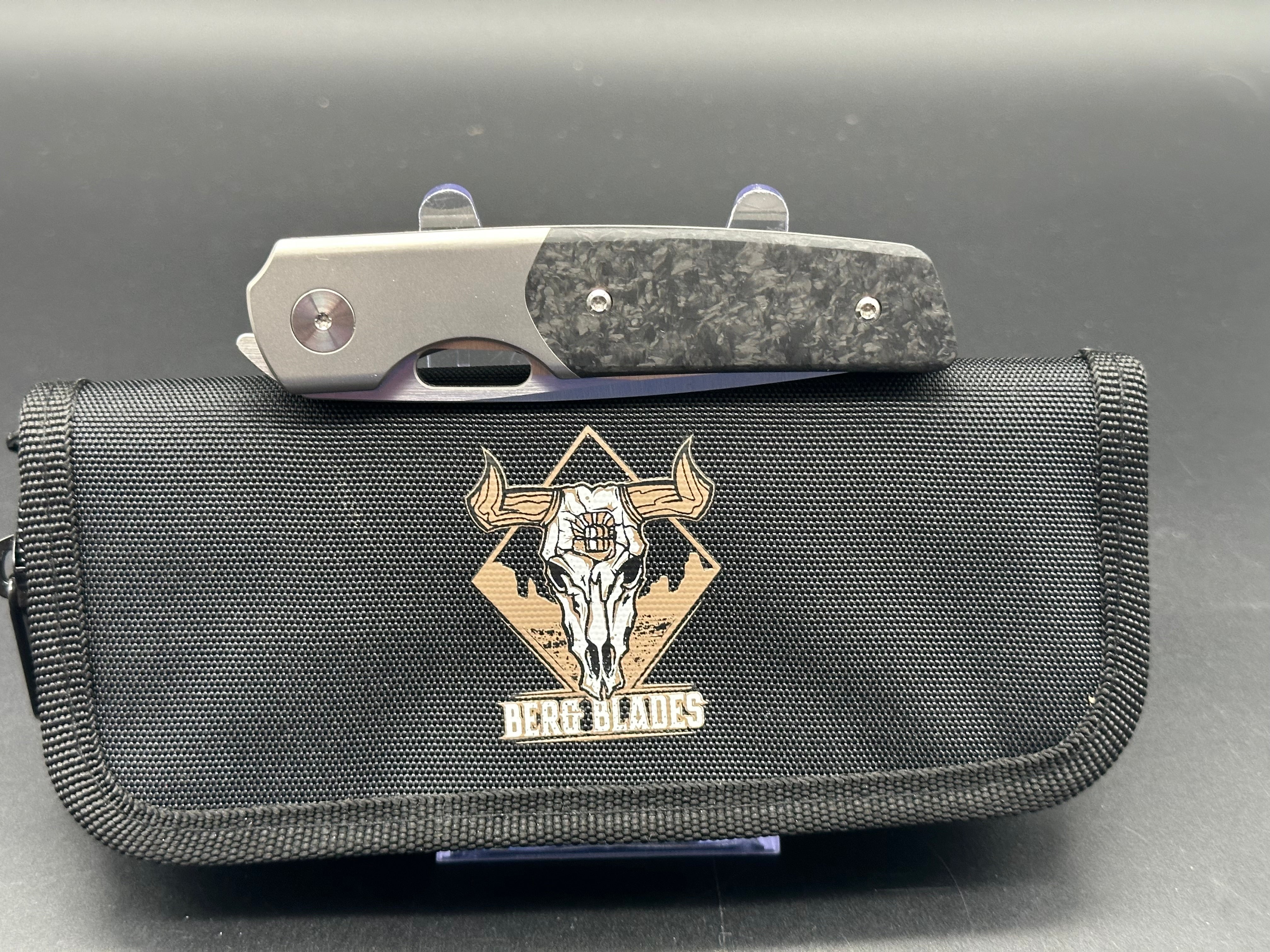 Berg Blades Sweeney Titanium/CF handle w/20CV blade