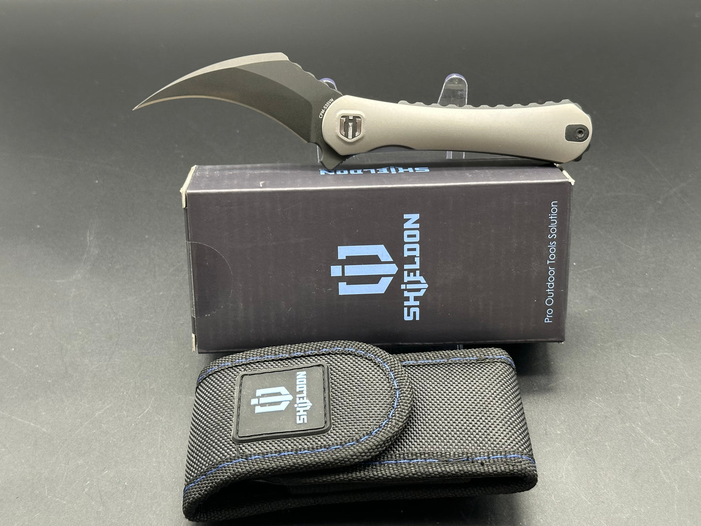 Shieldon Scythe XL Titanium handle w/S35VN blade