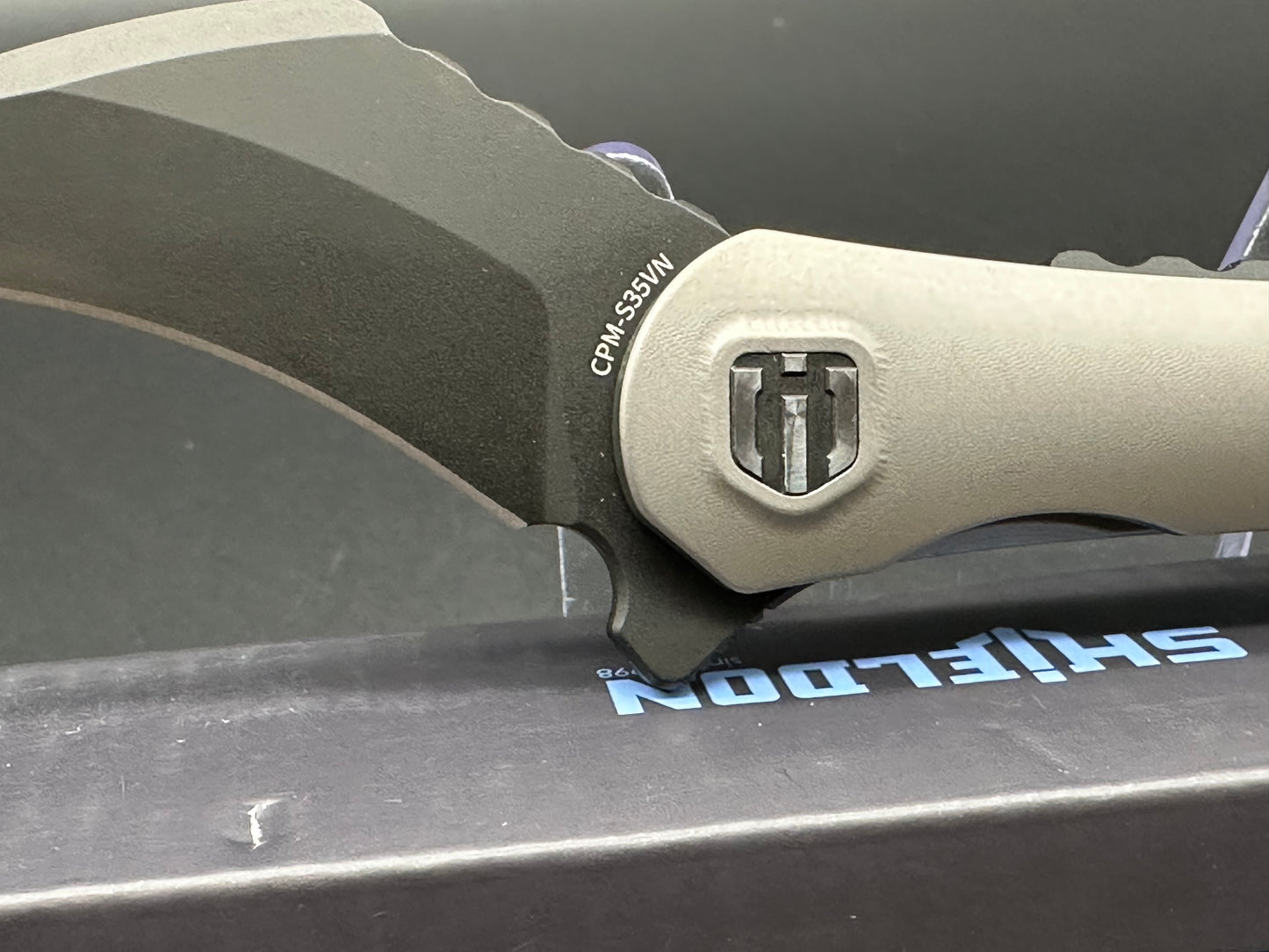 Shieldon Scythe XL Titanium handle w/S35VN blade