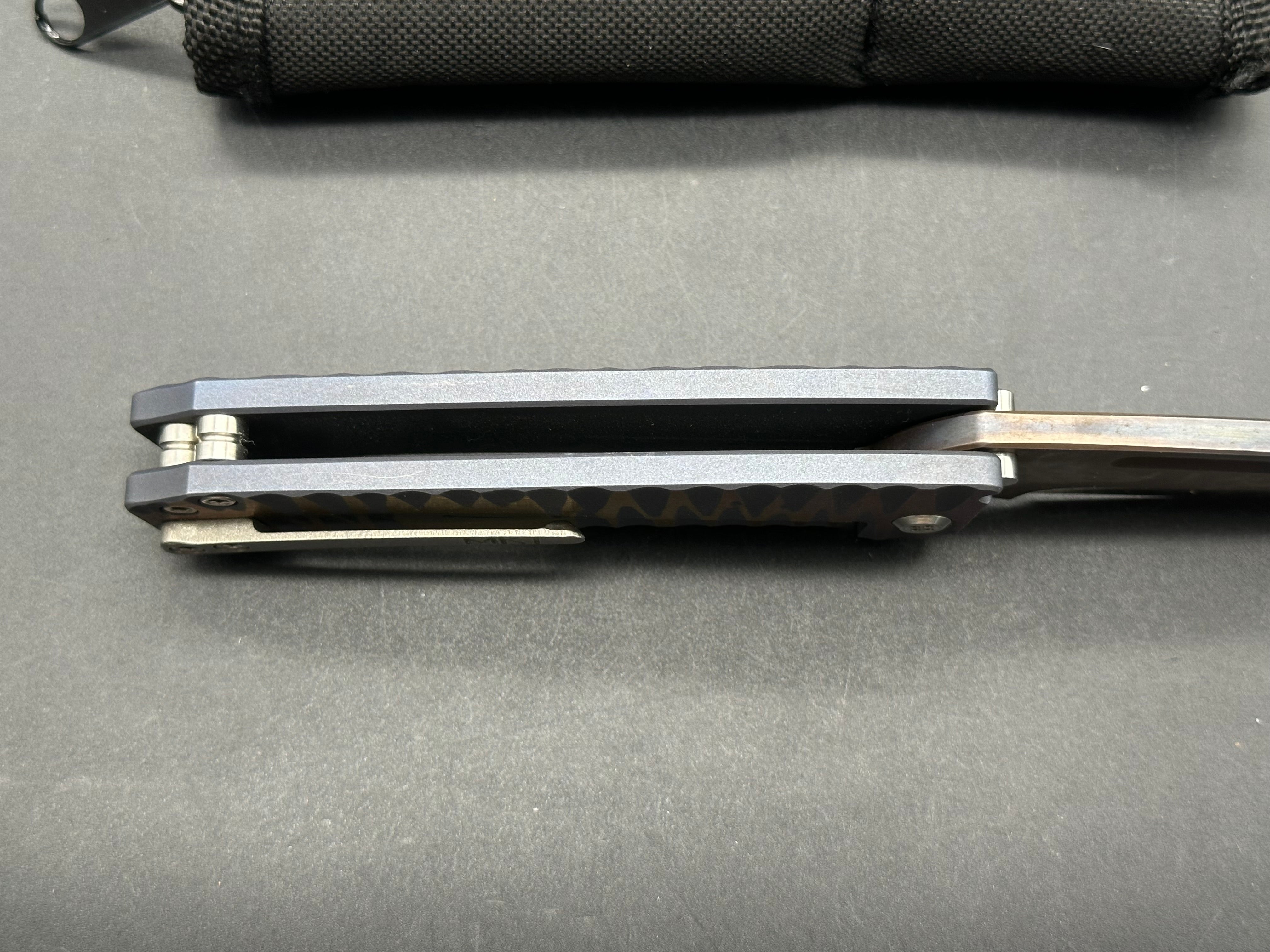 Medford Slim midi w/Vulcan blade