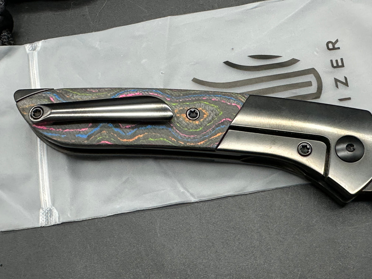 Kizer Spitfire Folding Knife Titanium/Camo Carbon 80's Handle 3.13" Mirror DLC S35VN Drop Point