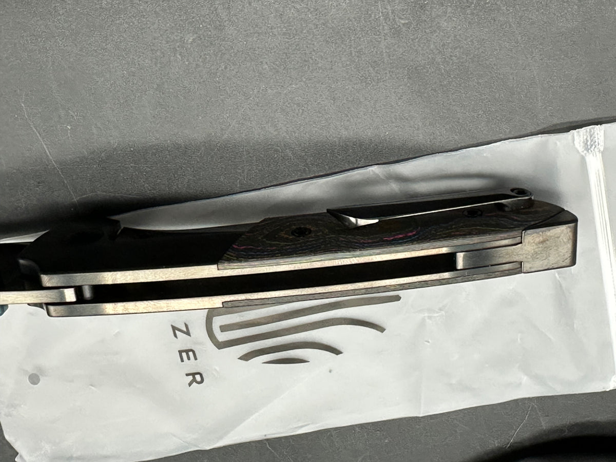 Kizer Spitfire Folding Knife Titanium/Camo Carbon 80's Handle 3.13" Mirror DLC S35VN Drop Point