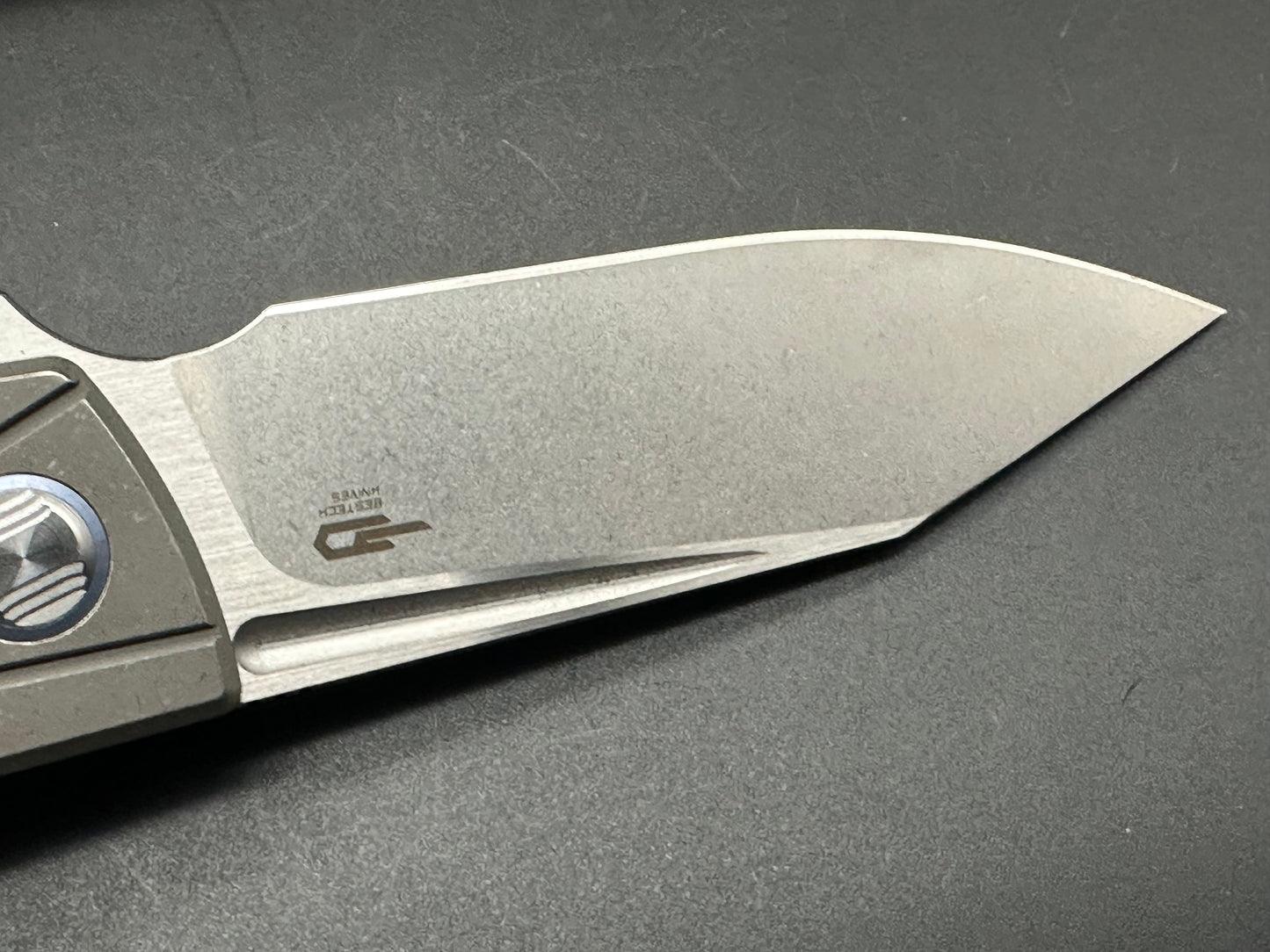 Bestech Horus titanium handle w/S35VN blade