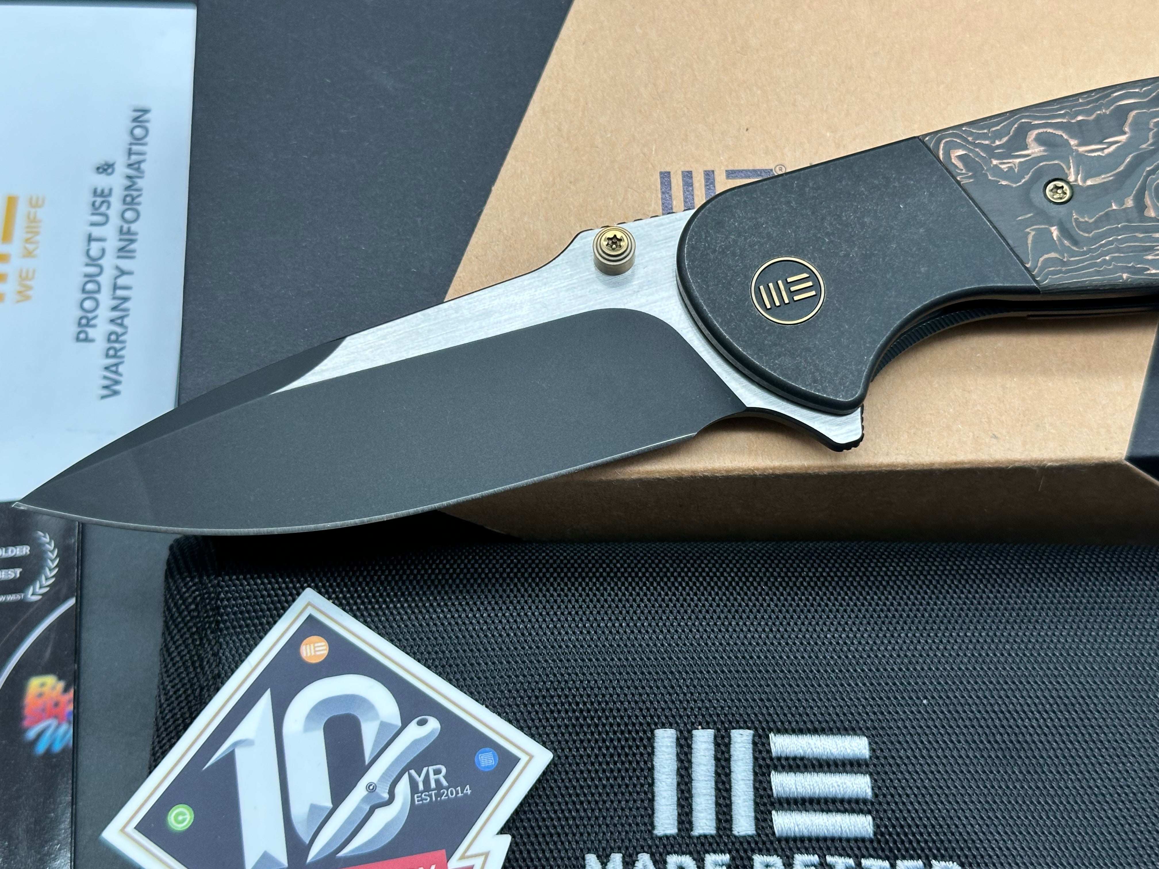 WE NITRO OG FOLDING KNIFE BLACK/COPPER TITANIUM COPPER FOIL/CARBON FIBER HANDLE 20CV DROP POINT