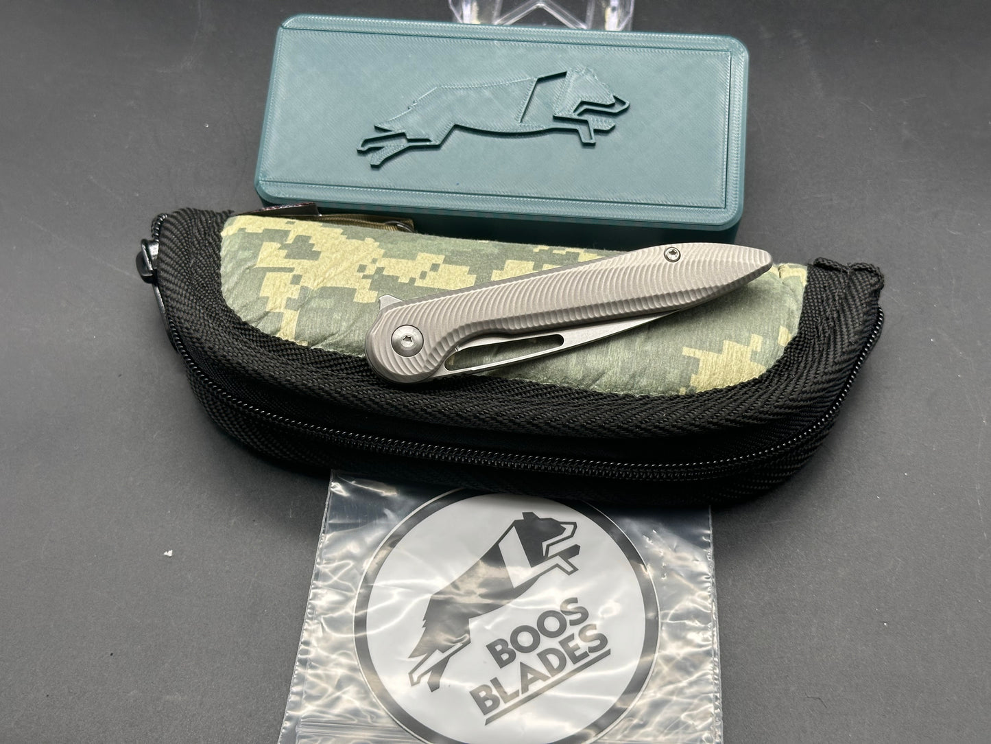 Boos Blades Custom Aero Flipper