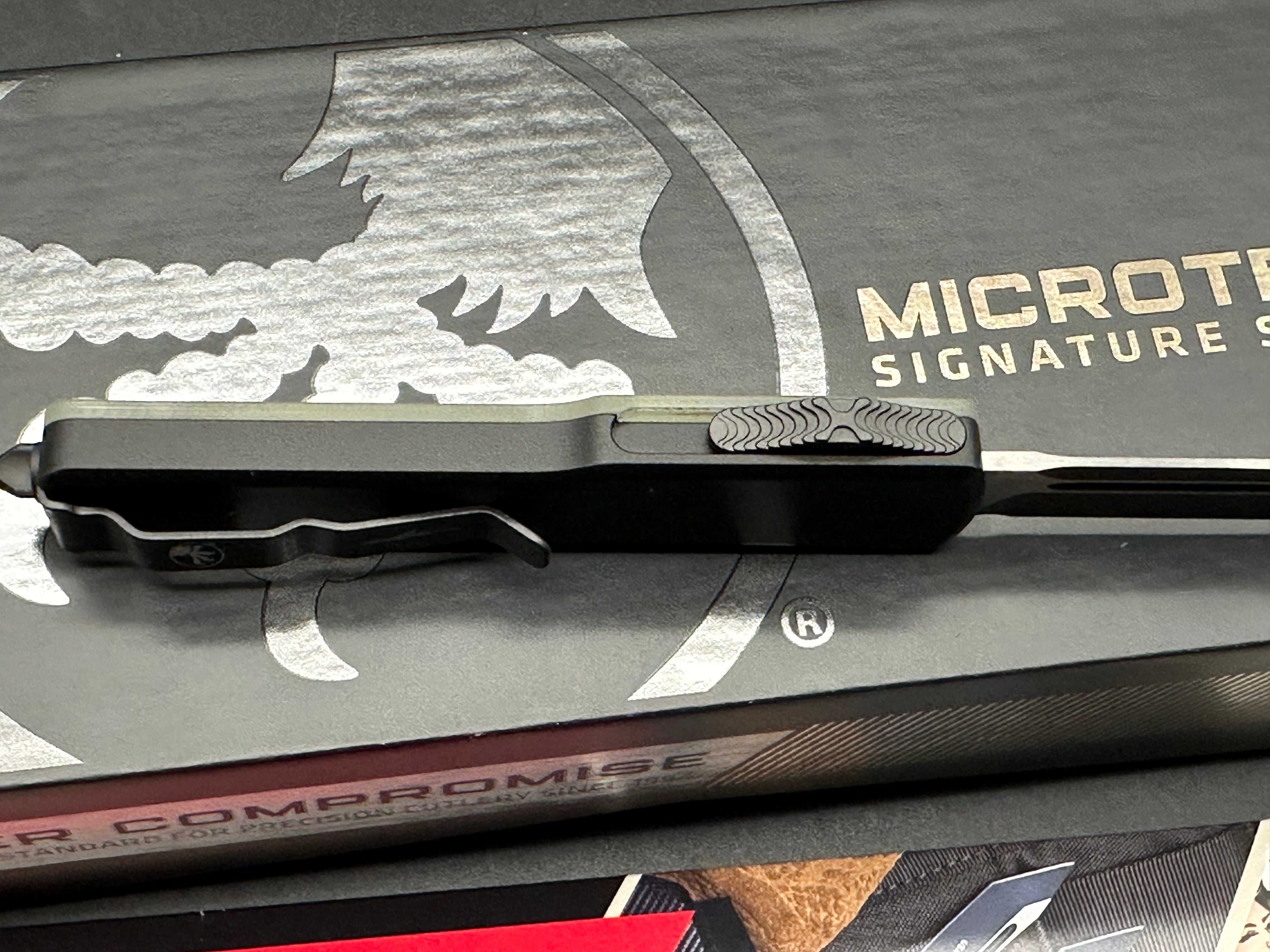 Microtech 148-1GTJGS UTX-70 S/E - Jade Green G-10 - Black Blade - Signature Series