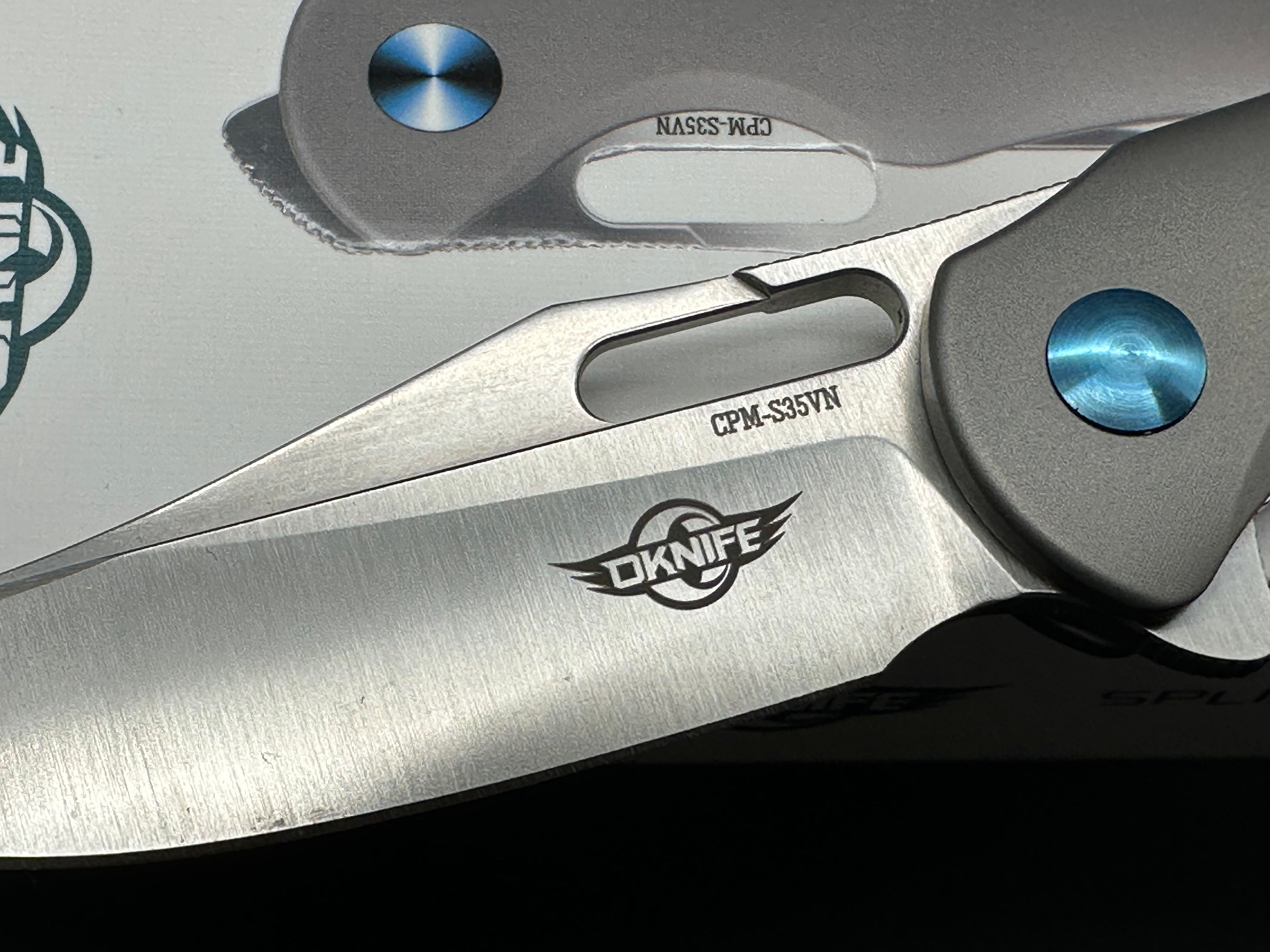 Olight SPLINT TI Splint Linerlock Knife with Titanium Handles