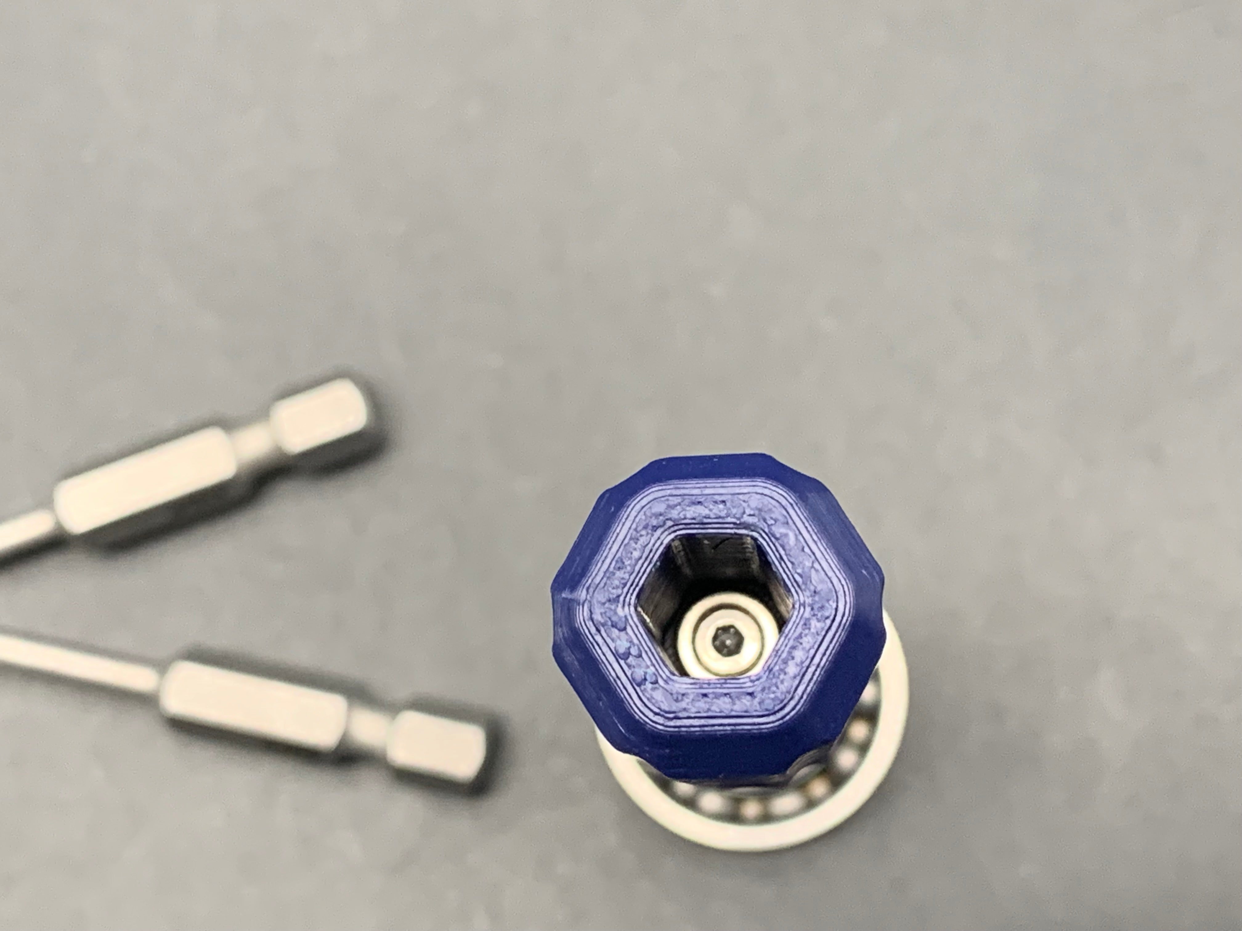 LTK (Luvthemknives) - 1/4 inch driver in sapphire blue Hexad pattern plus #8 & #6 torx bits