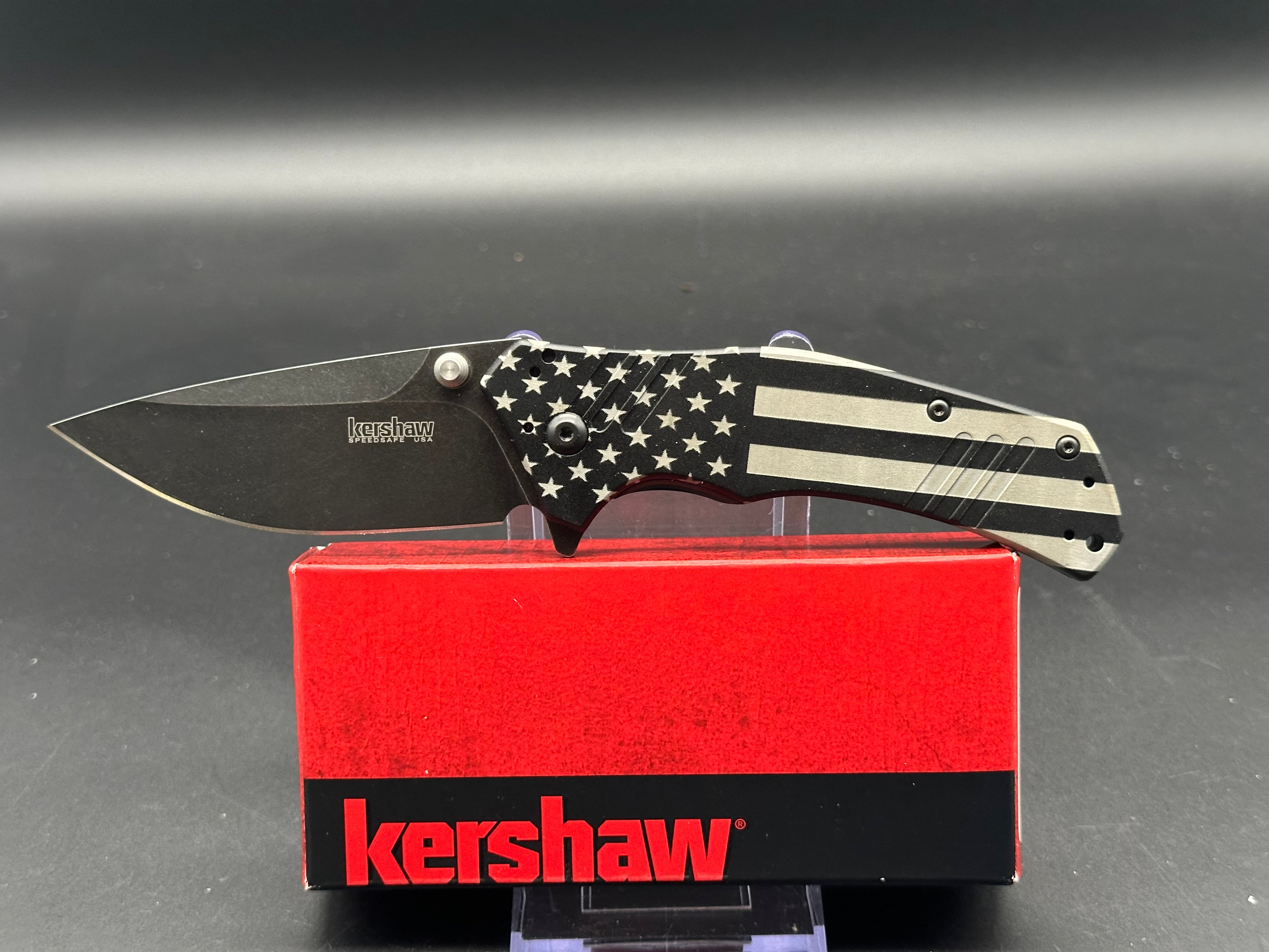 Kershaw Knockout 1870BLKBW M390 Black Blade, Stars and Stripes scale