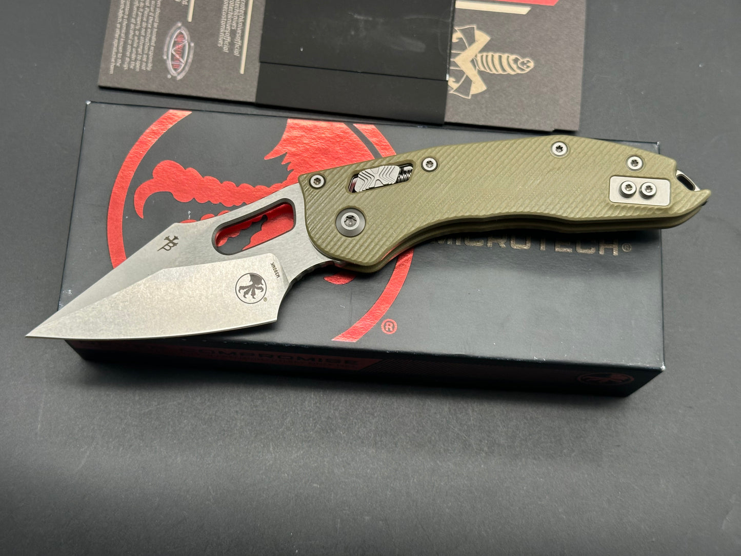 Microtech Stitch RAM-LOK 3.75” M390MK Stonewash Blade with a Fluted G10 handle in OD Green