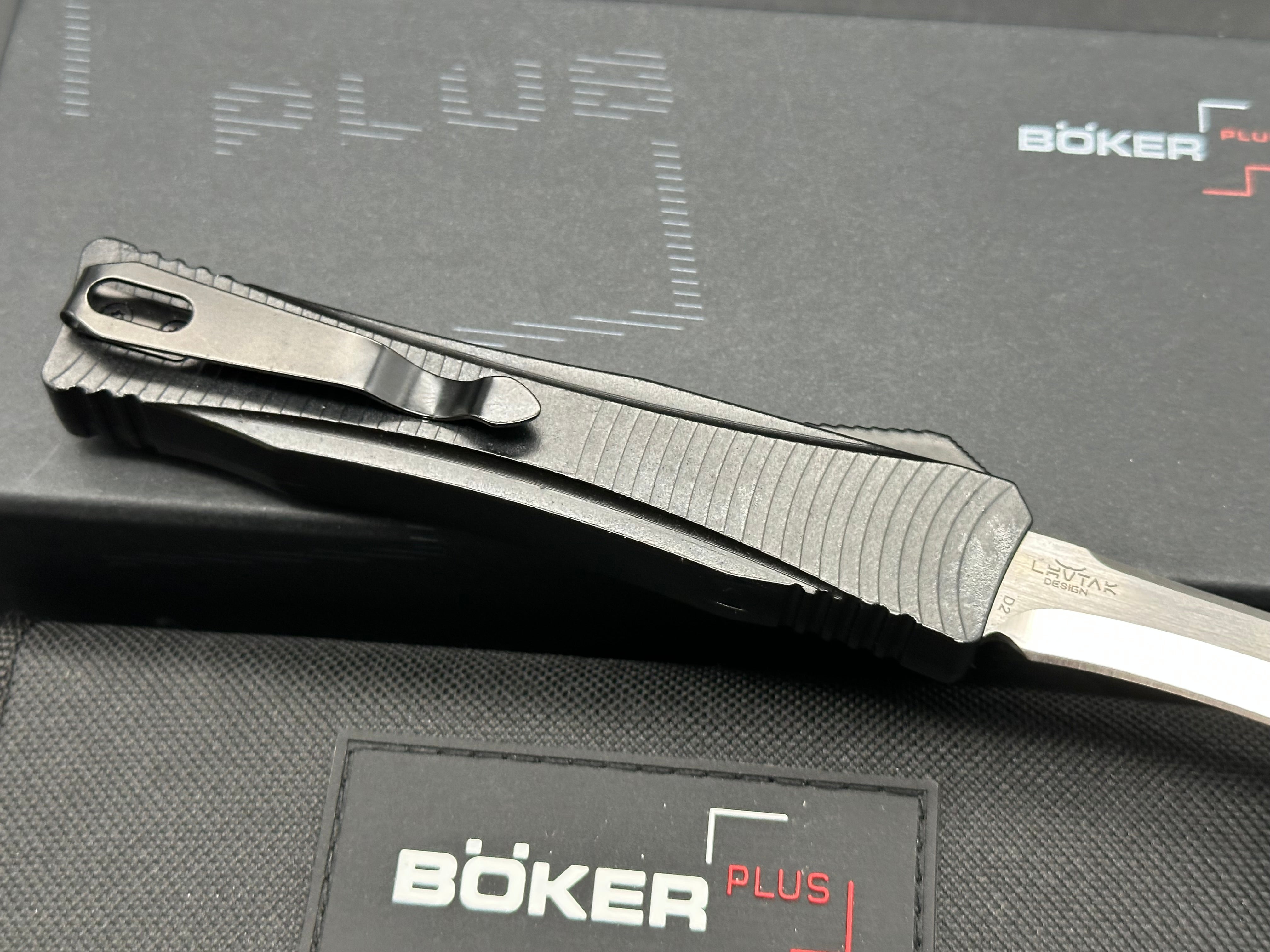 Böker Plus Eagle D2 2.0 OTF