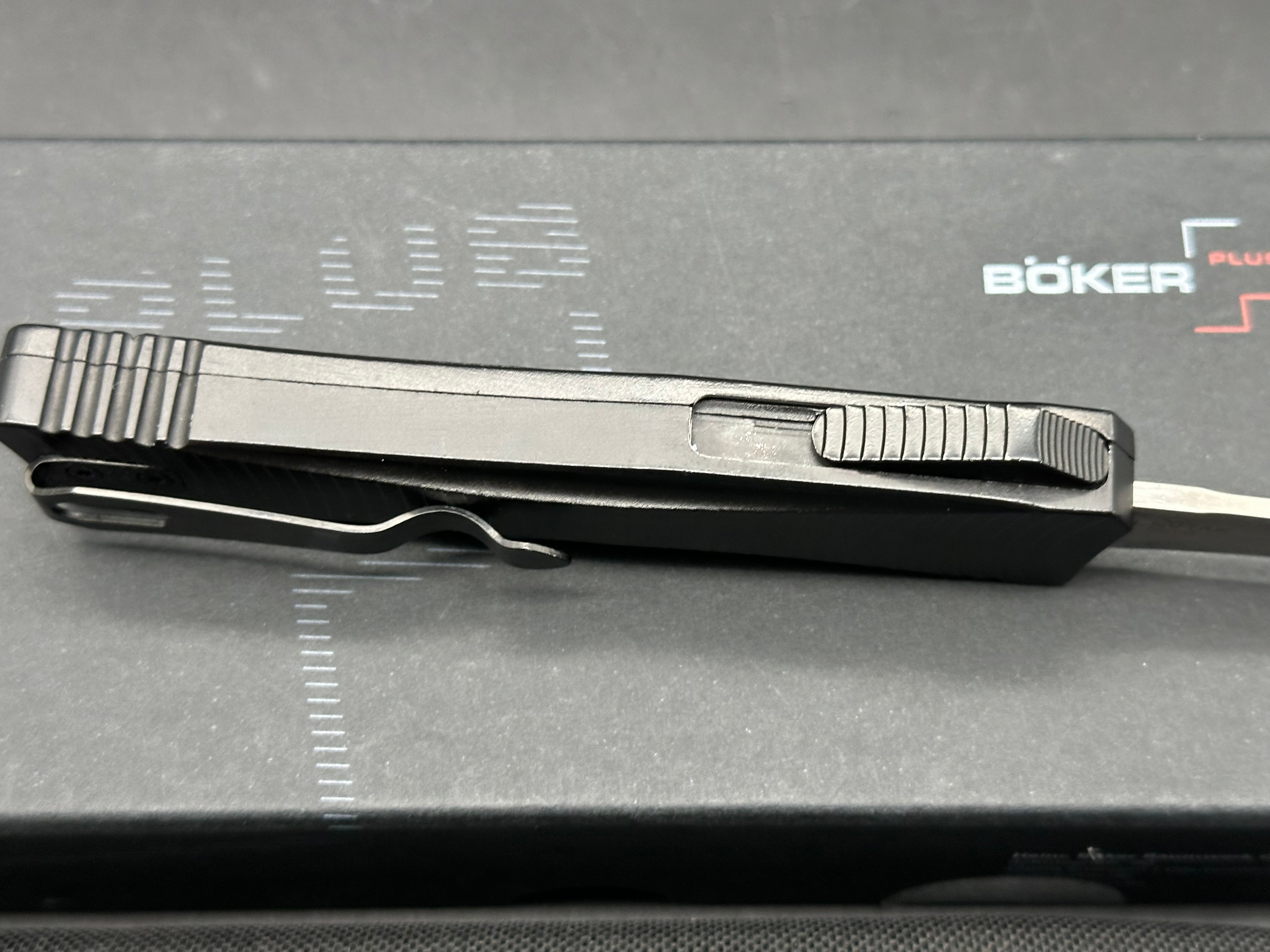 Böker Plus Eagle D2 2.0 OTF