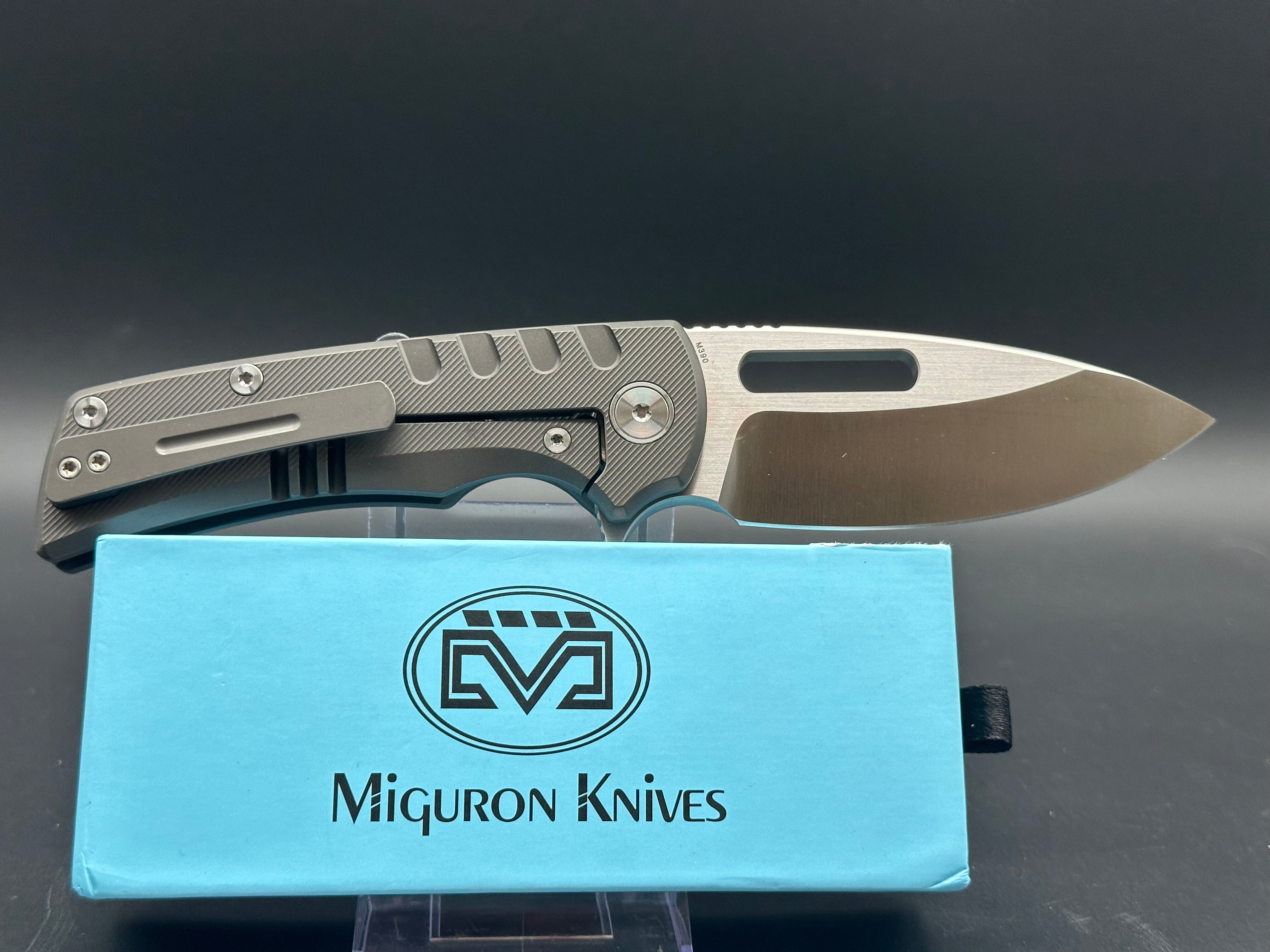 MIGURON KNIVES ARMA FLIPPER POCKET KNIFE DARK GRAY TITANIUM HANDLE M390 BLADE