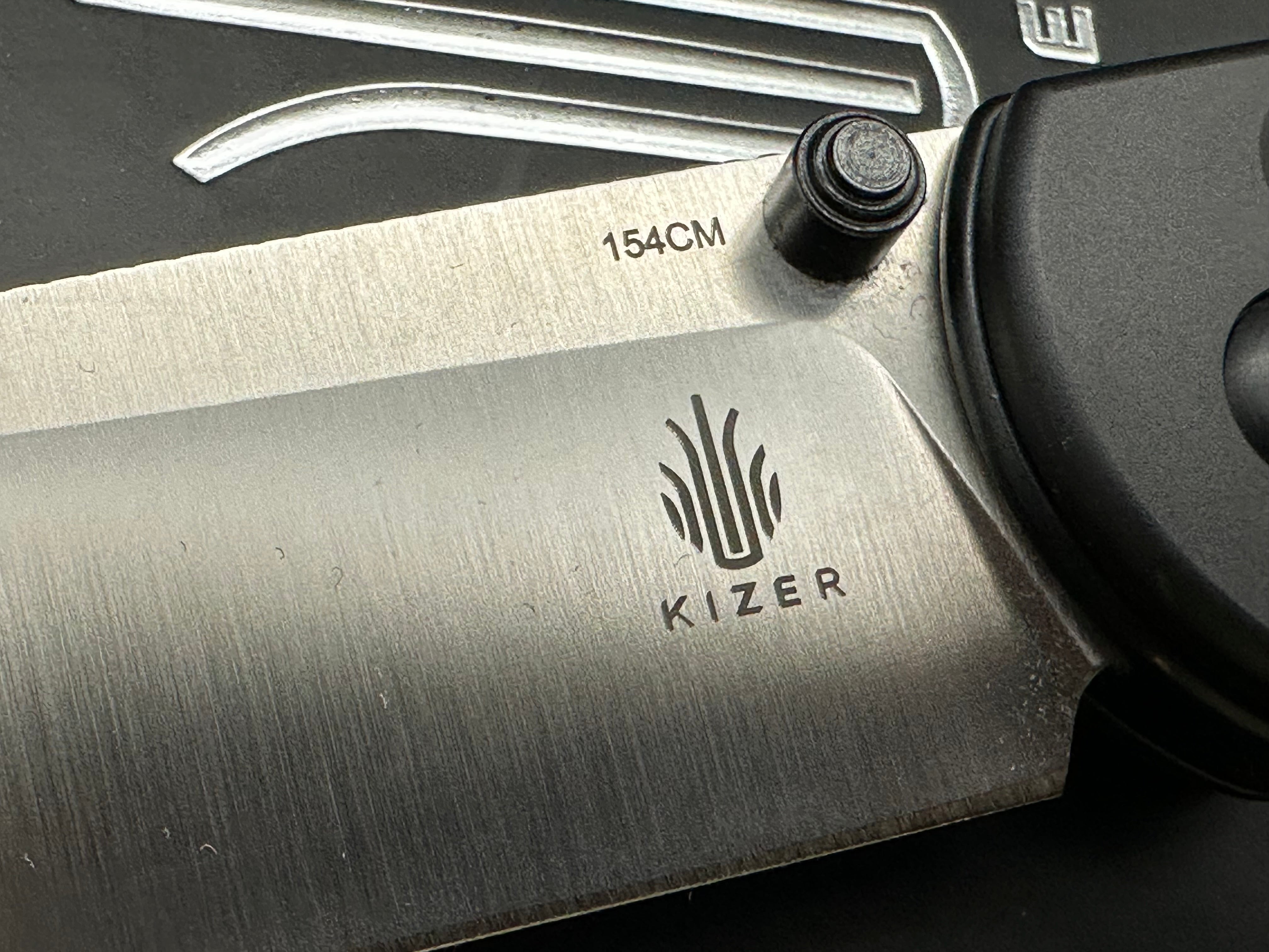 Kizer Azo Drop Bear Clutch Lock Knife Gunmetal Aluminum (3.15" Satin)
