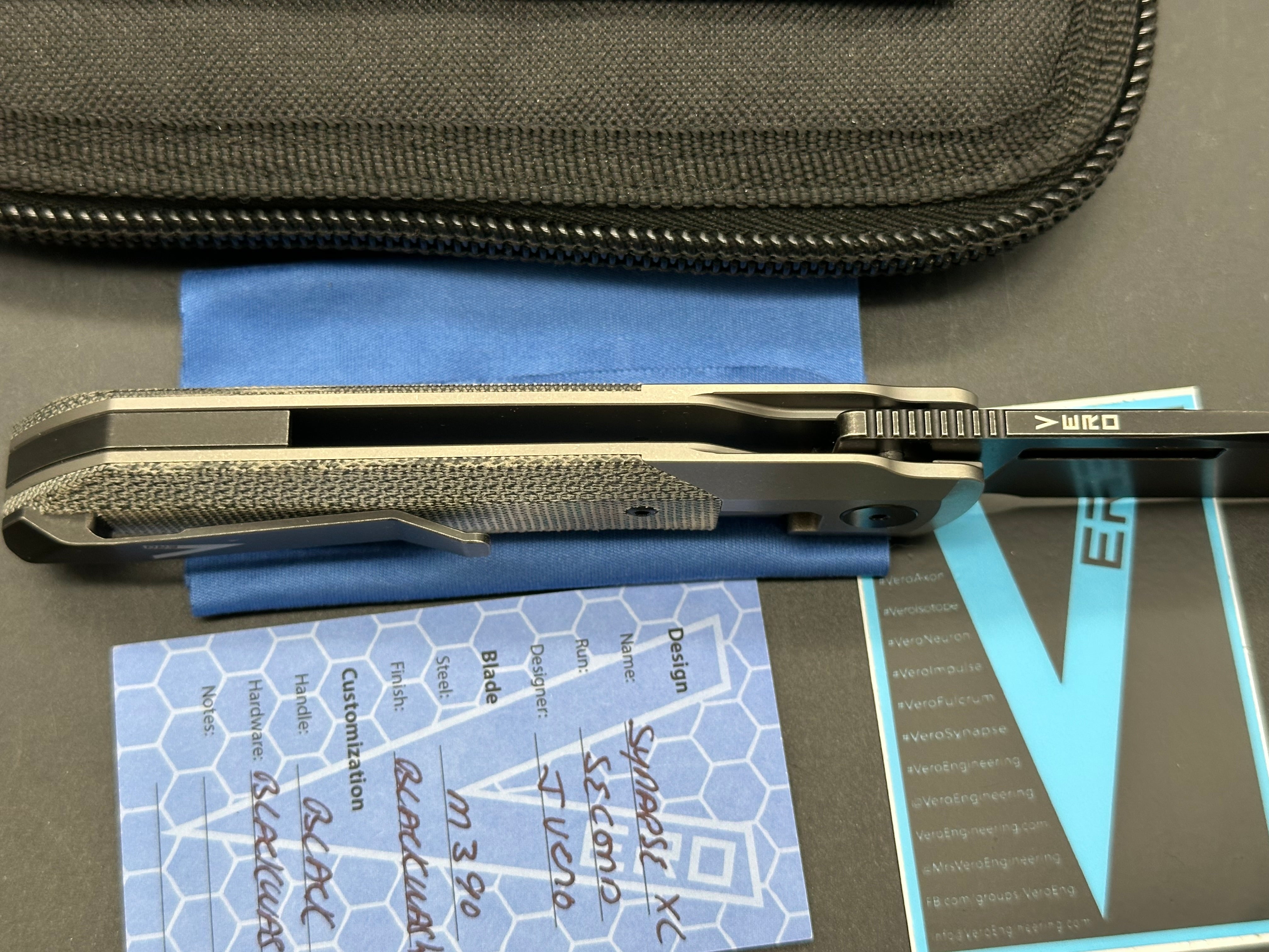 Vero Synapse XL Gen 2 #744, Blackwashed M390 Blade, Stonewashed Ti Bolsters w/Black Micarta