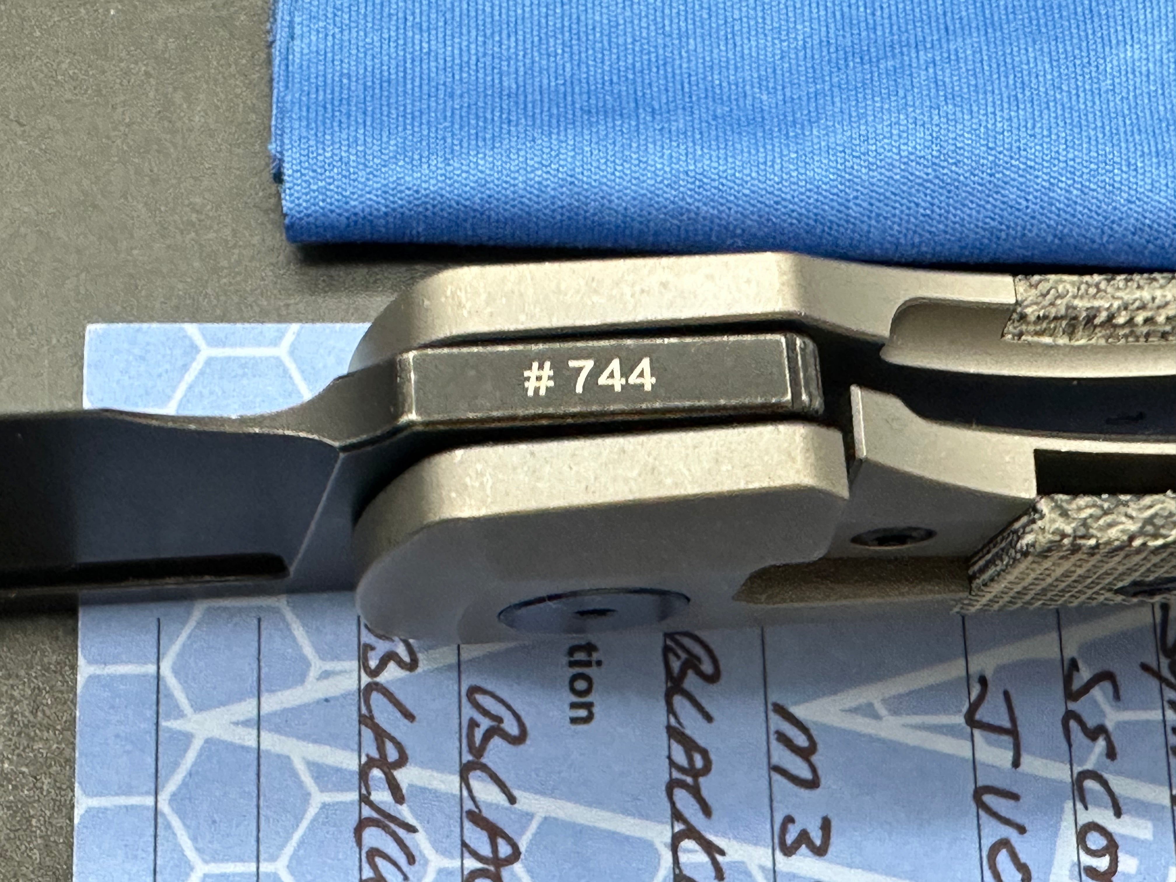 Vero Synapse XL Gen 2 #744, Blackwashed M390 Blade, Stonewashed Ti Bolsters w/Black Micarta