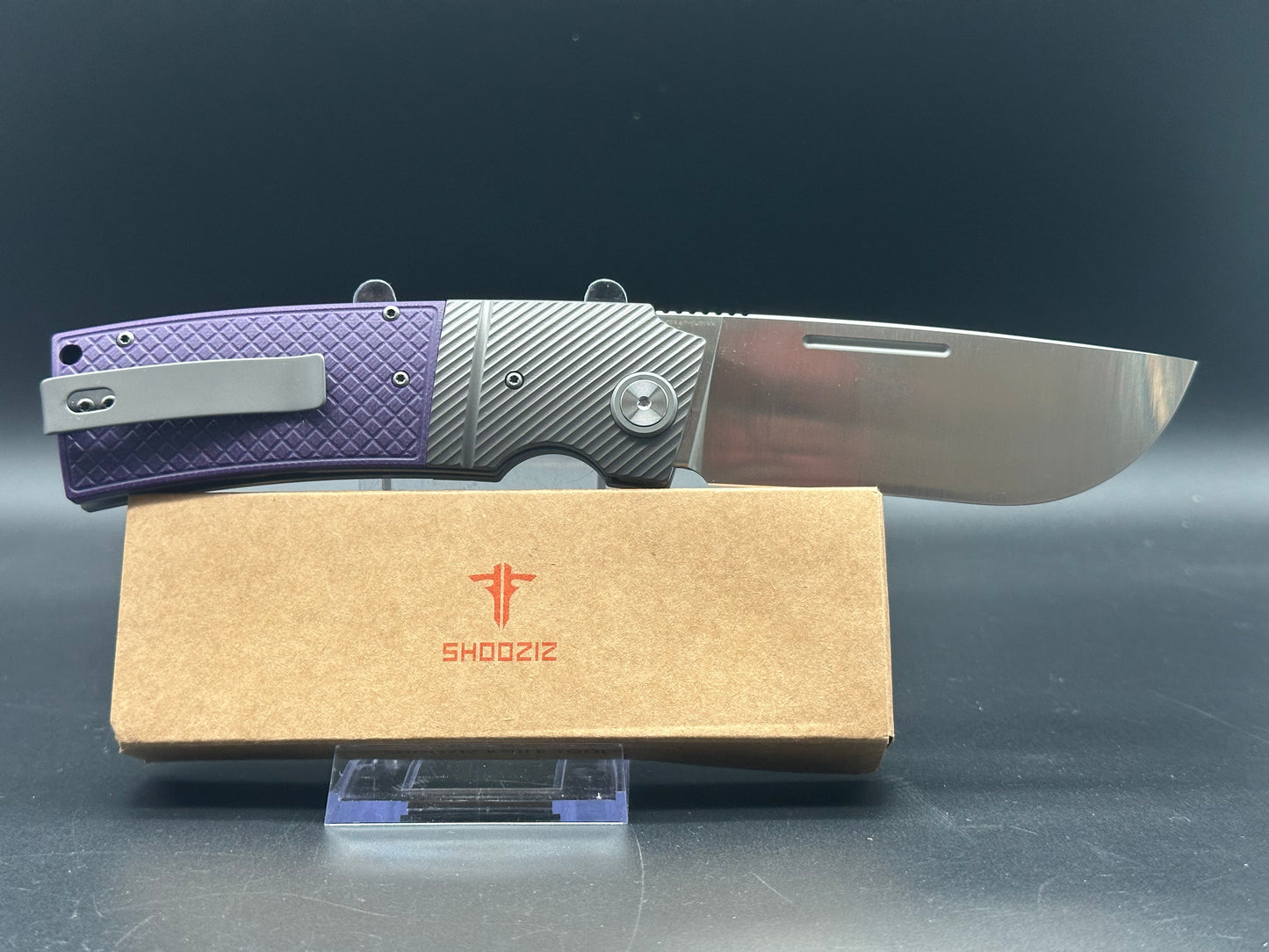 SHOOZIZ XUN122 purple G10 scales w/14C28N Steel Blade