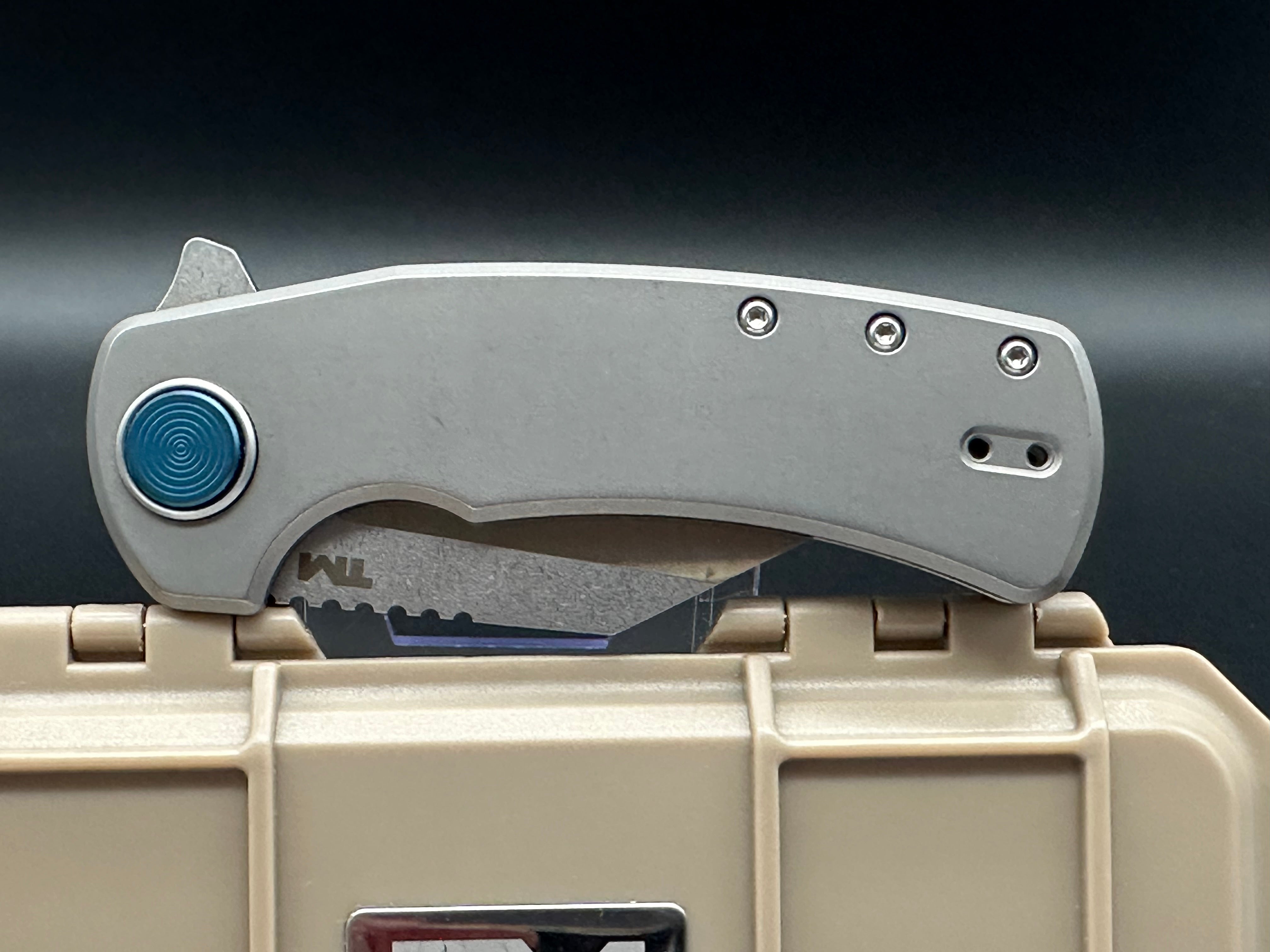 BEYOND EDC WHARNING LTD EDITION BUTTON LOCK GRAY STONEWASH TITANIUM HANDLE M390