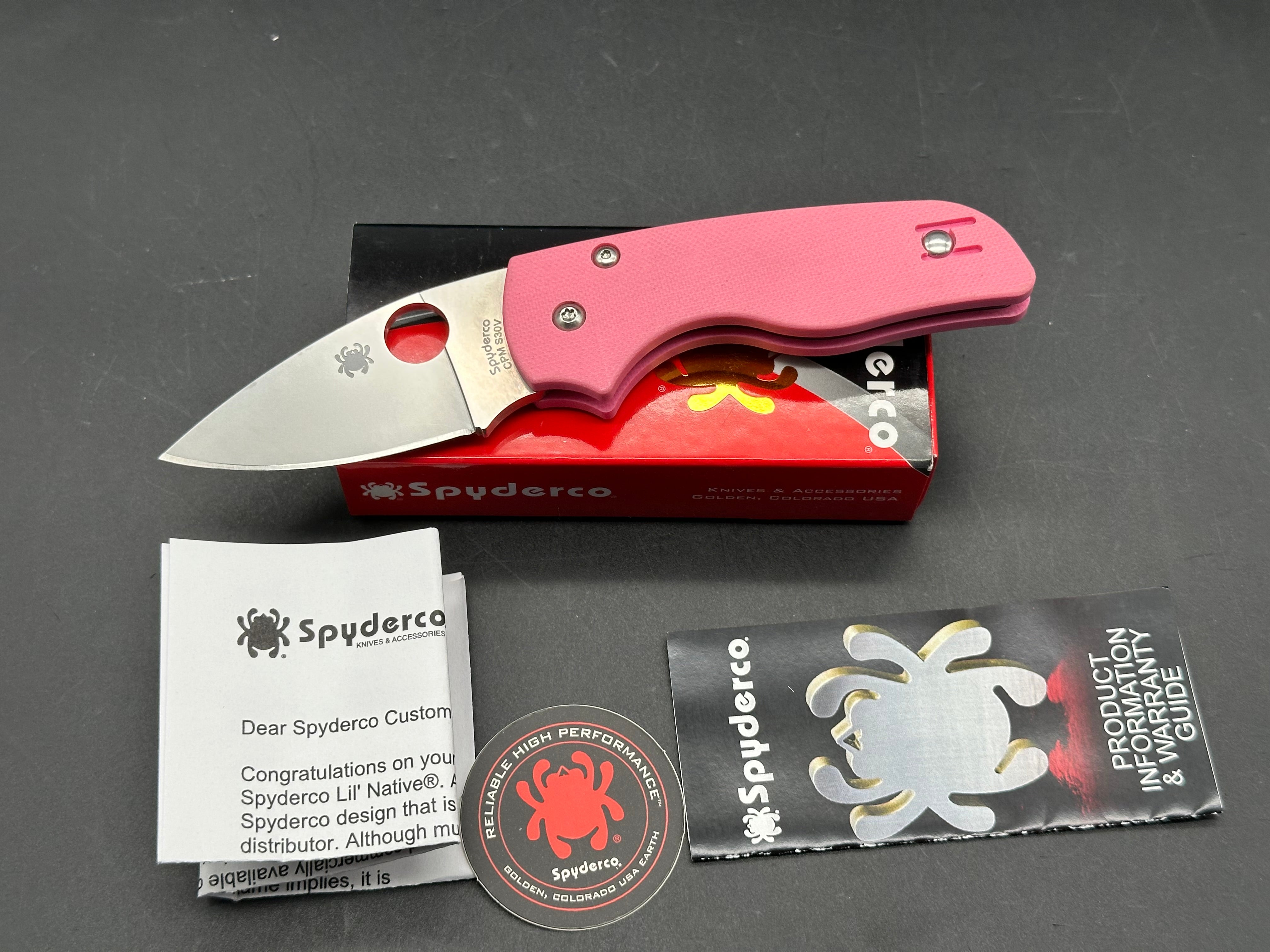 SPYDERCO LIL' NATIVE S30V PLAIN BLADE WITH PINK G10 HANDLES
