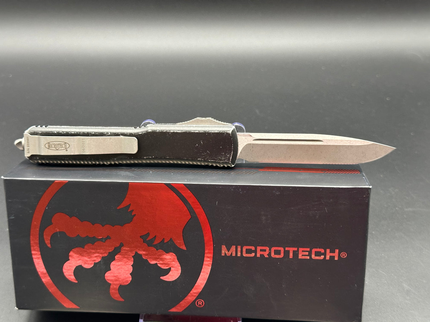 Microtech Ultratech S/E OTF Automatic Knife Distressed Black (3.4" Apocalyptic)