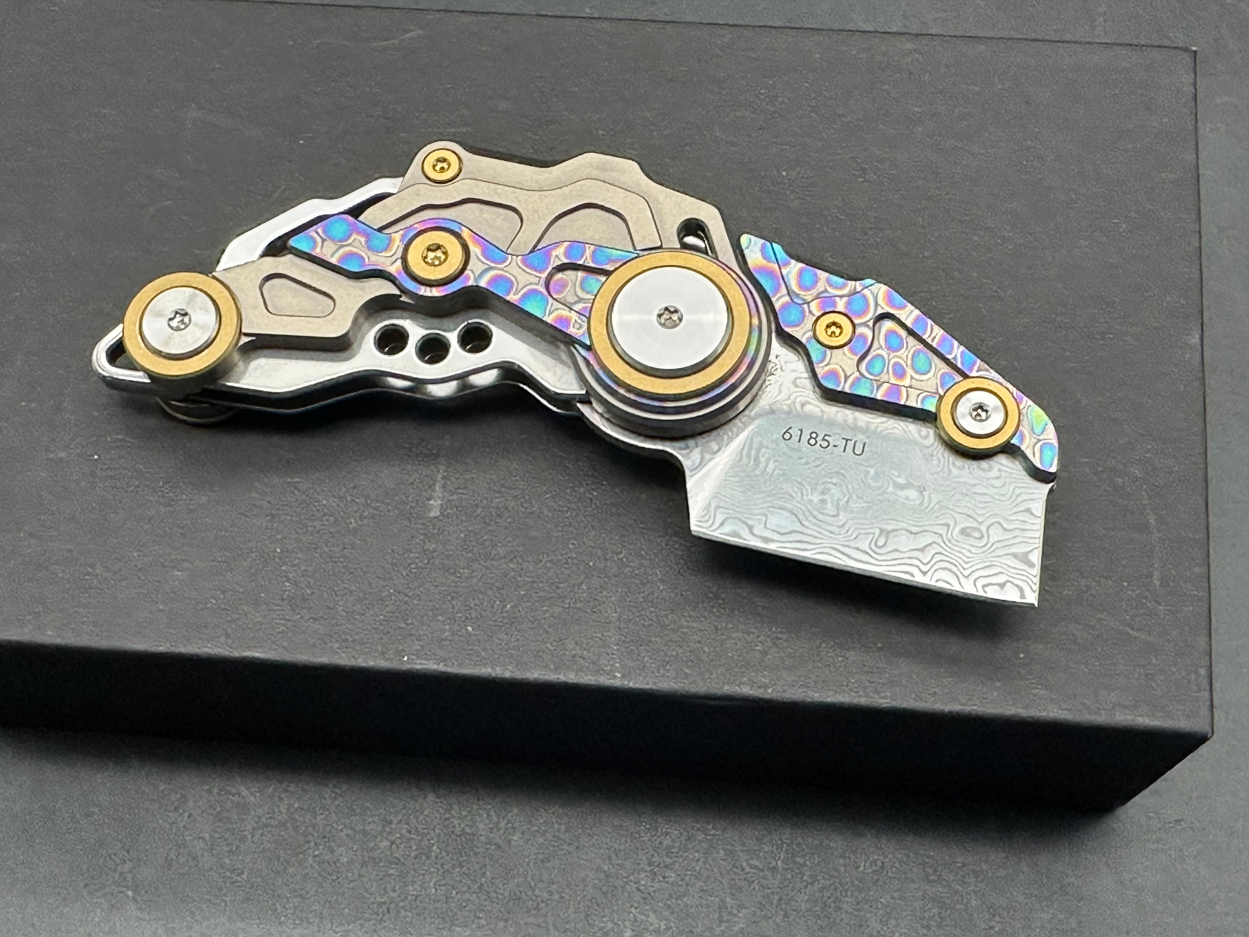 SANRENMU Exquisite Knife VG10 Damascus Steel Titanium Handle EDC Keychain Pocket Knife