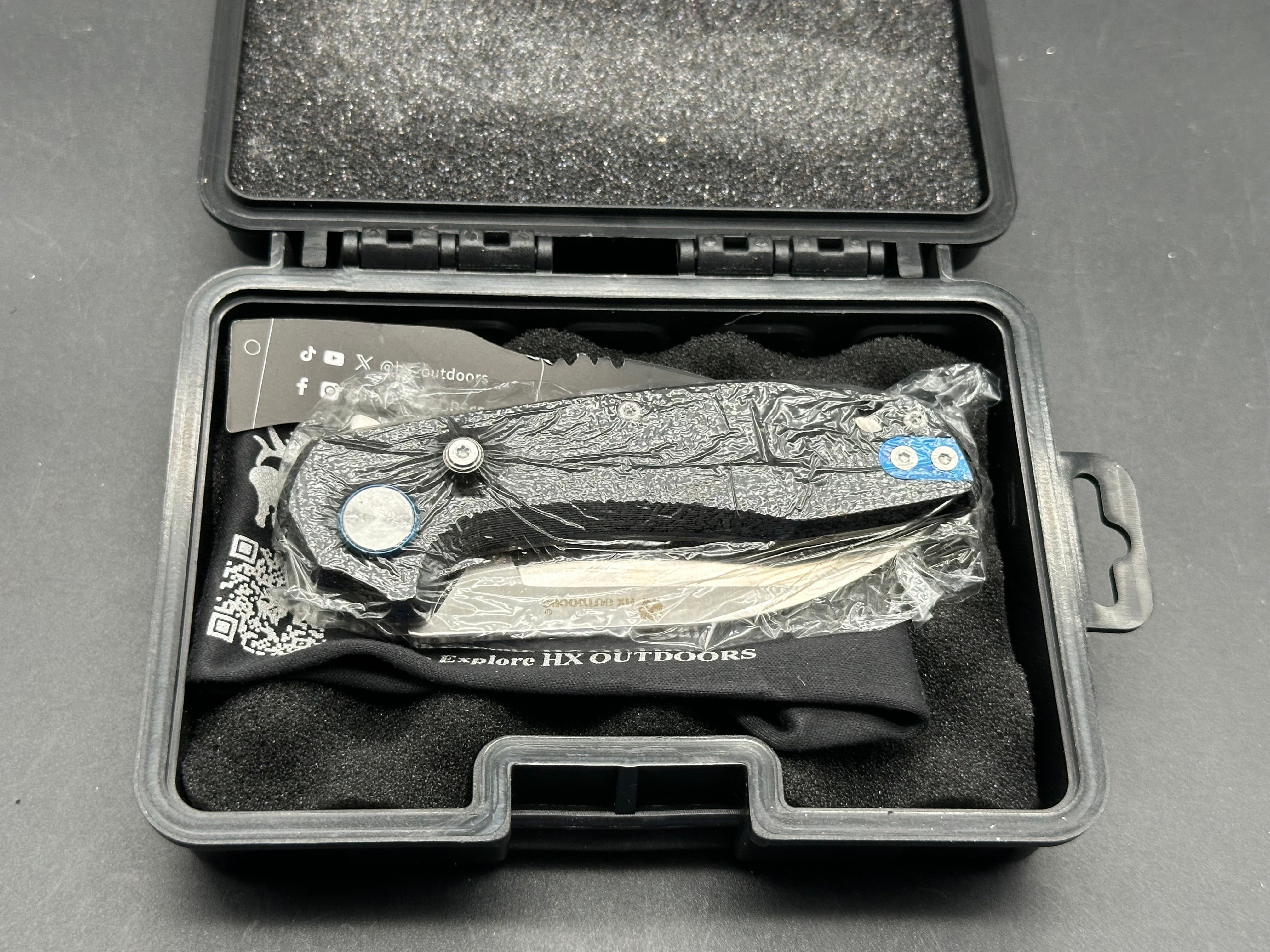 HX OUTDOORS GIANTBIRD Crossbar Lock 2.5" D2 Blade Black G10 Handle
